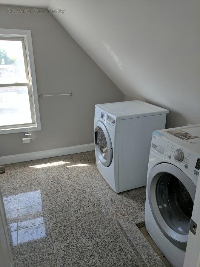 77 Linden St, Allston