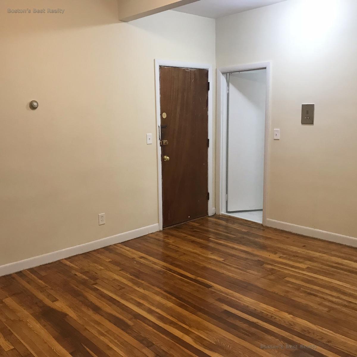 15 University Rd, Coolidge Corner