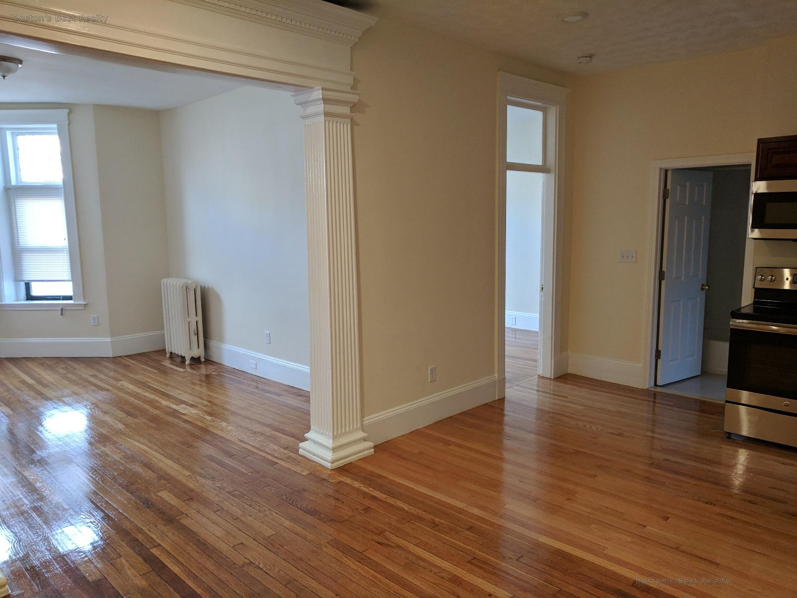 1318 Commonwealth Ave, Allston