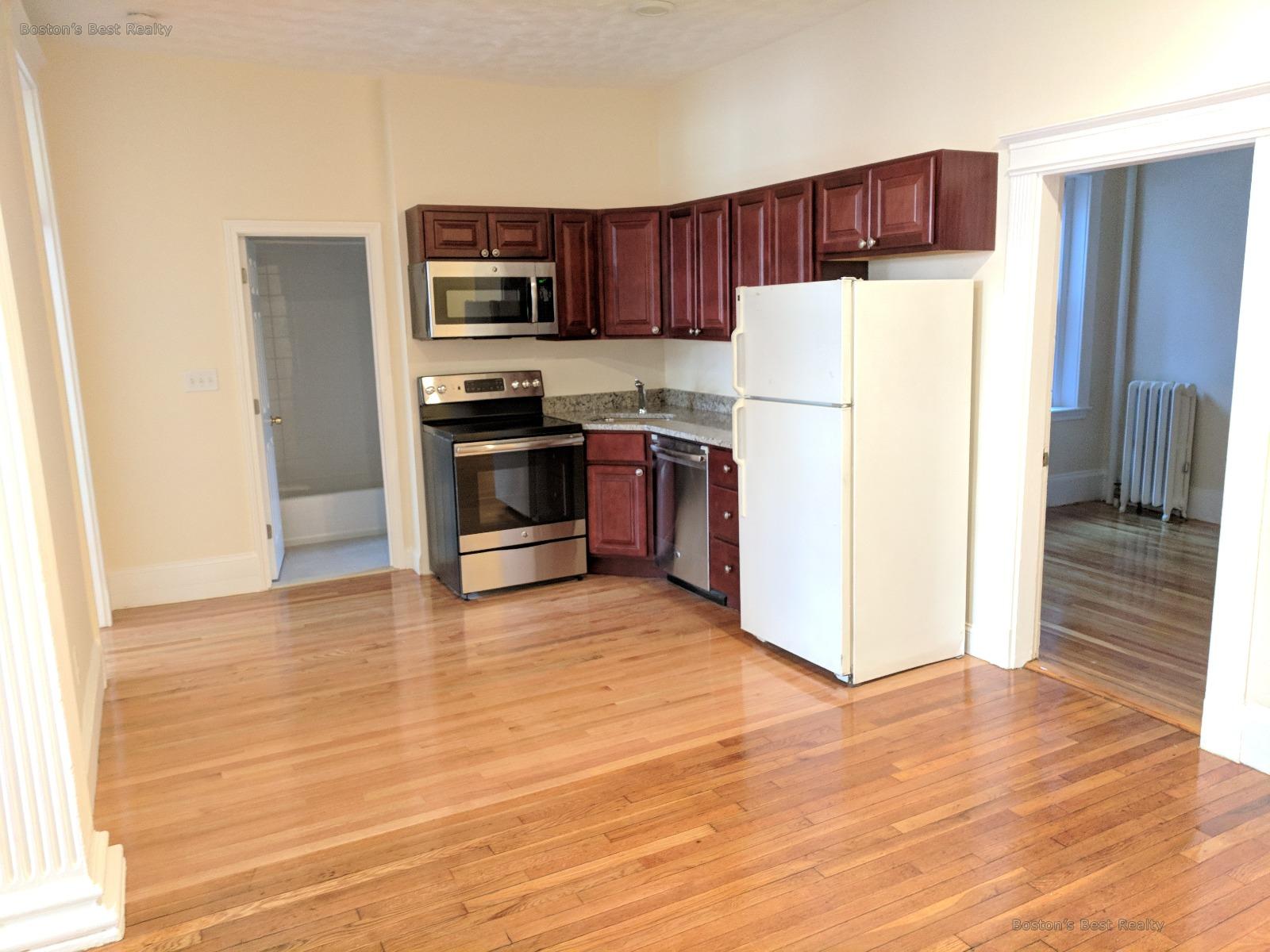 1318 Commonwealth Ave, Allston