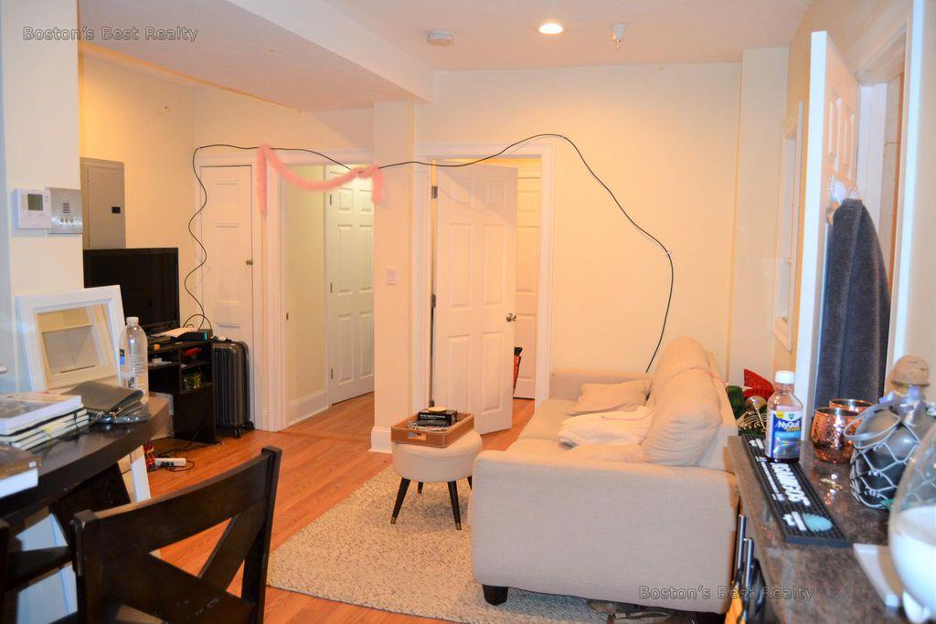 1203 Beacon, Coolidge Corner