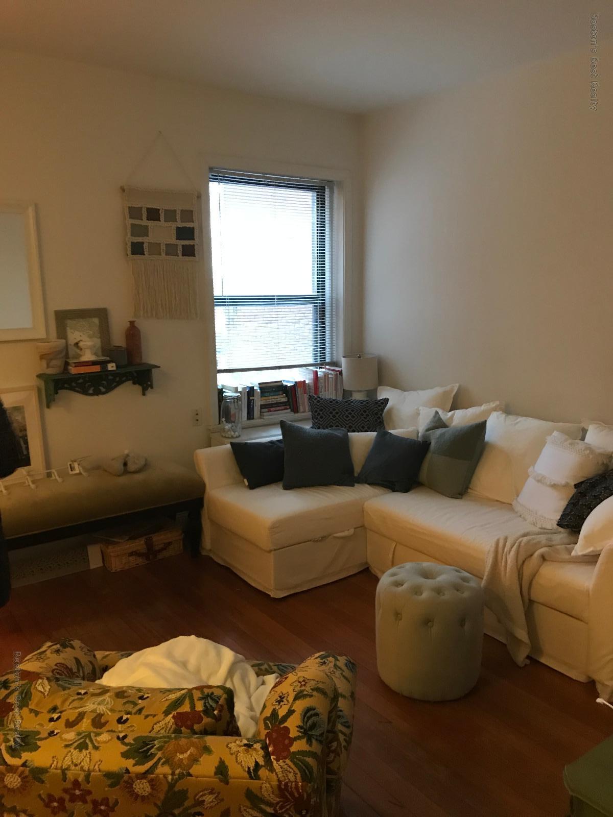 122 Park St, Coolidge Corner