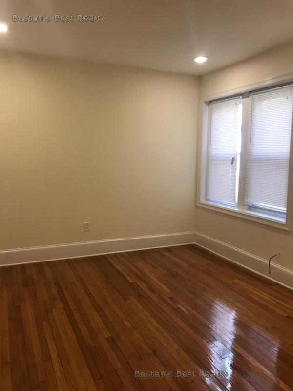 11 Englewood Ave #5, Coolidge Corner