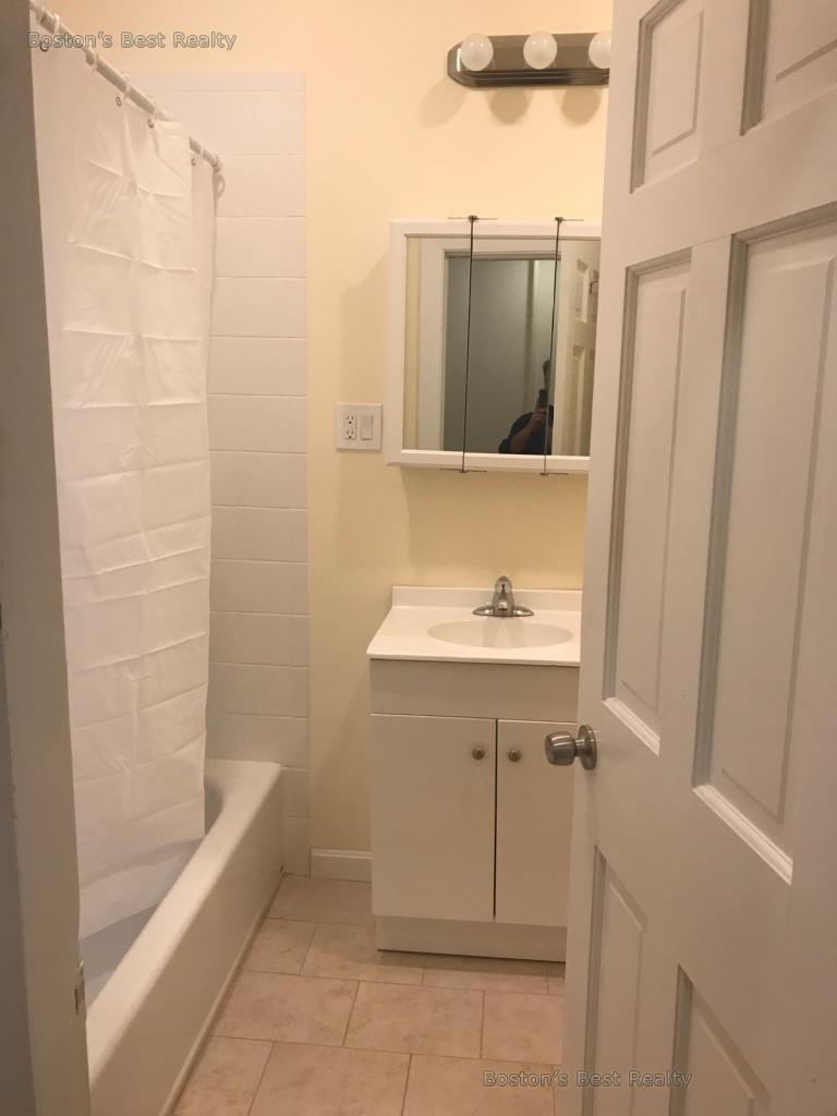 11 Englewood Ave #5, Coolidge Corner