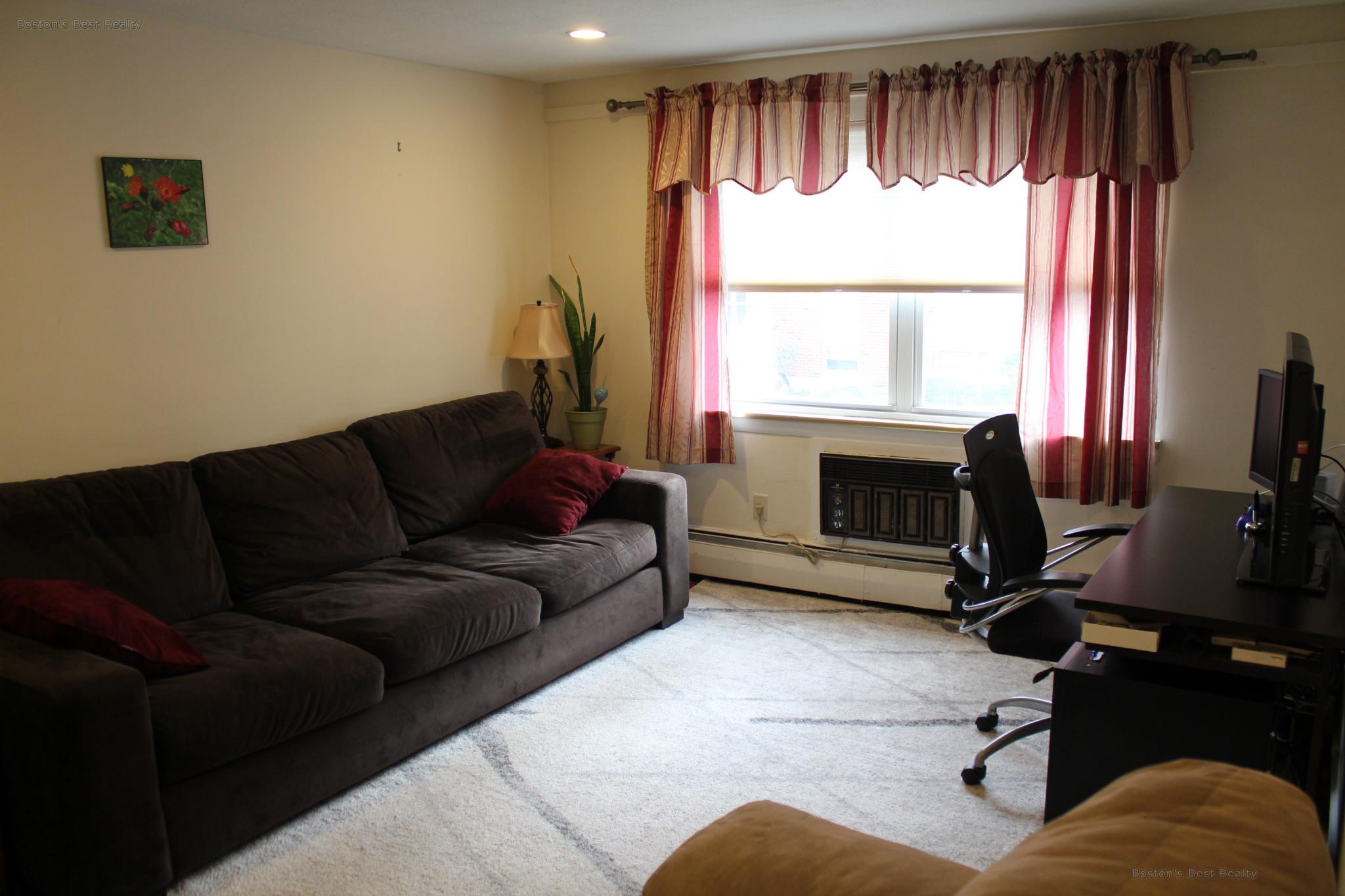 8 Commonwealth Ct, Brighton