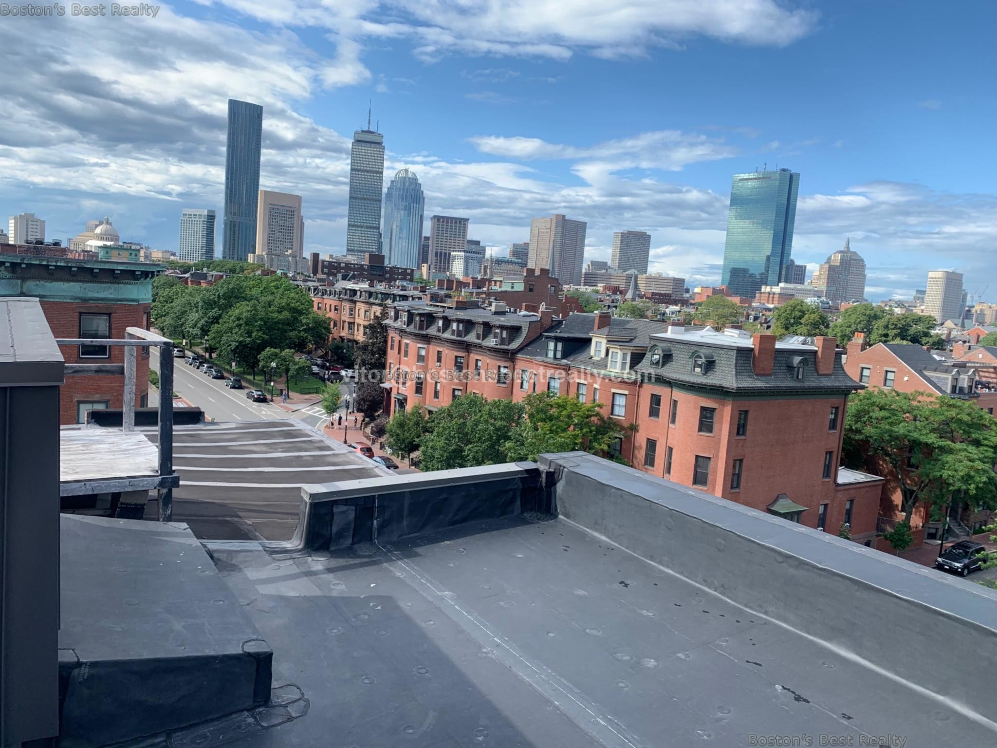 605 Massachusetts Ave, South End