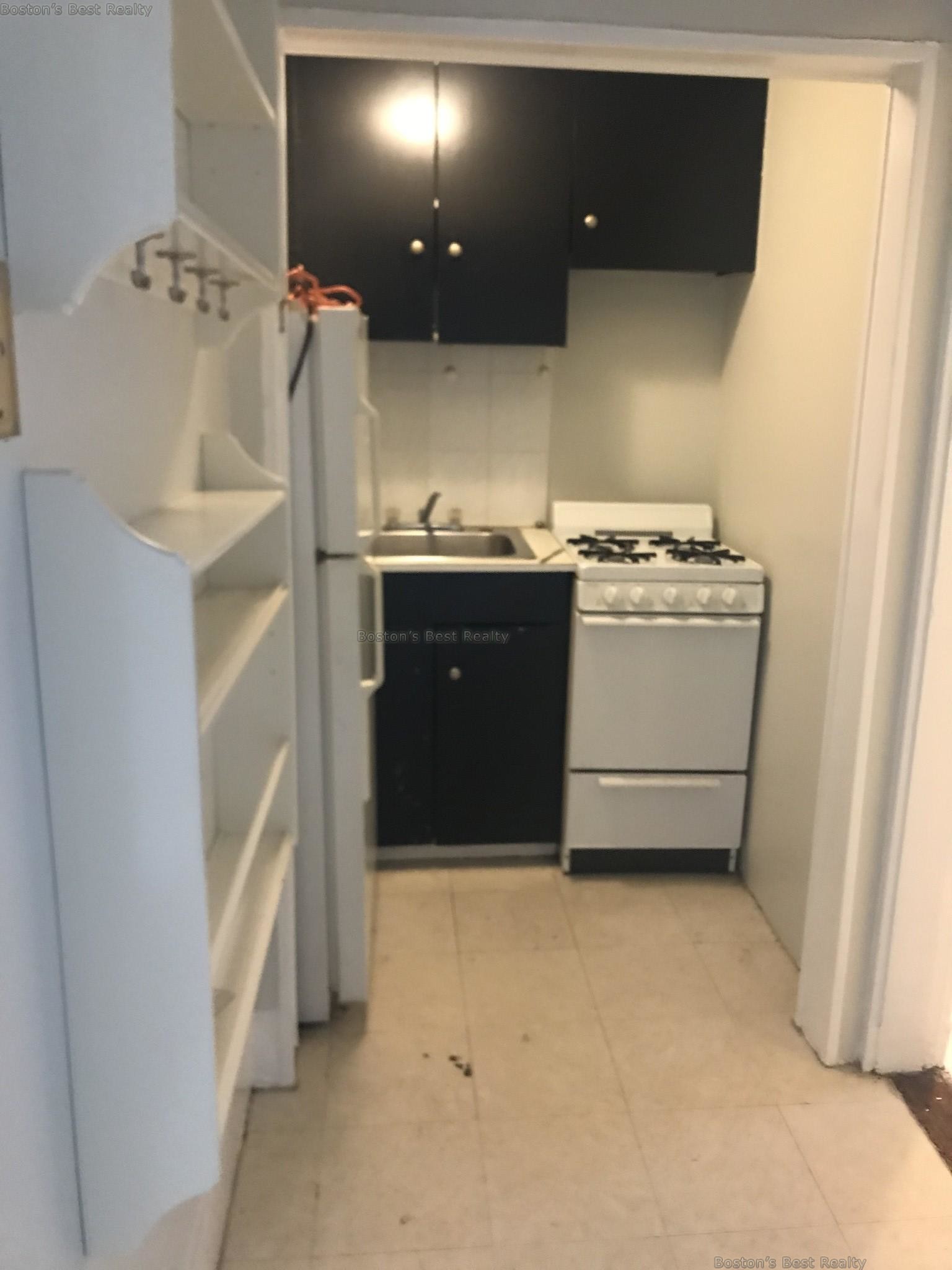 63 Burbank St, Fenway