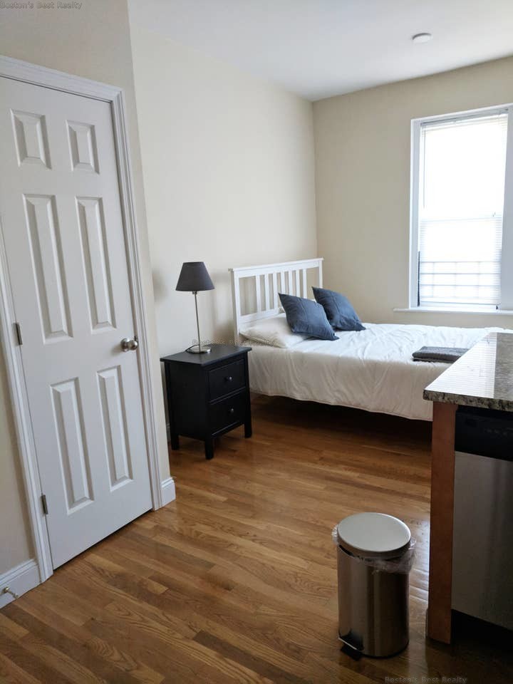 211 Harvard Ave, Allston