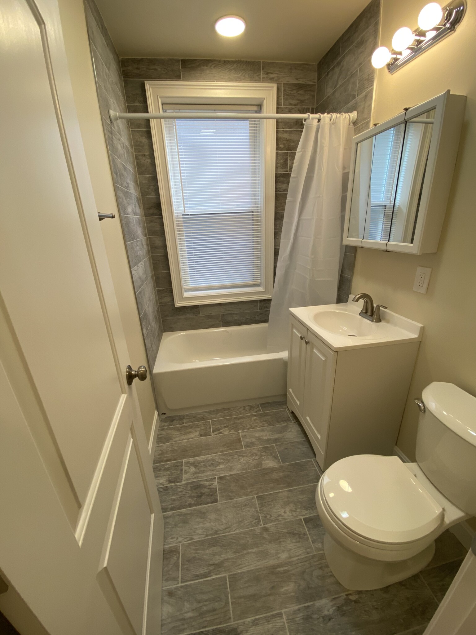 211 Harvard Ave, Allston