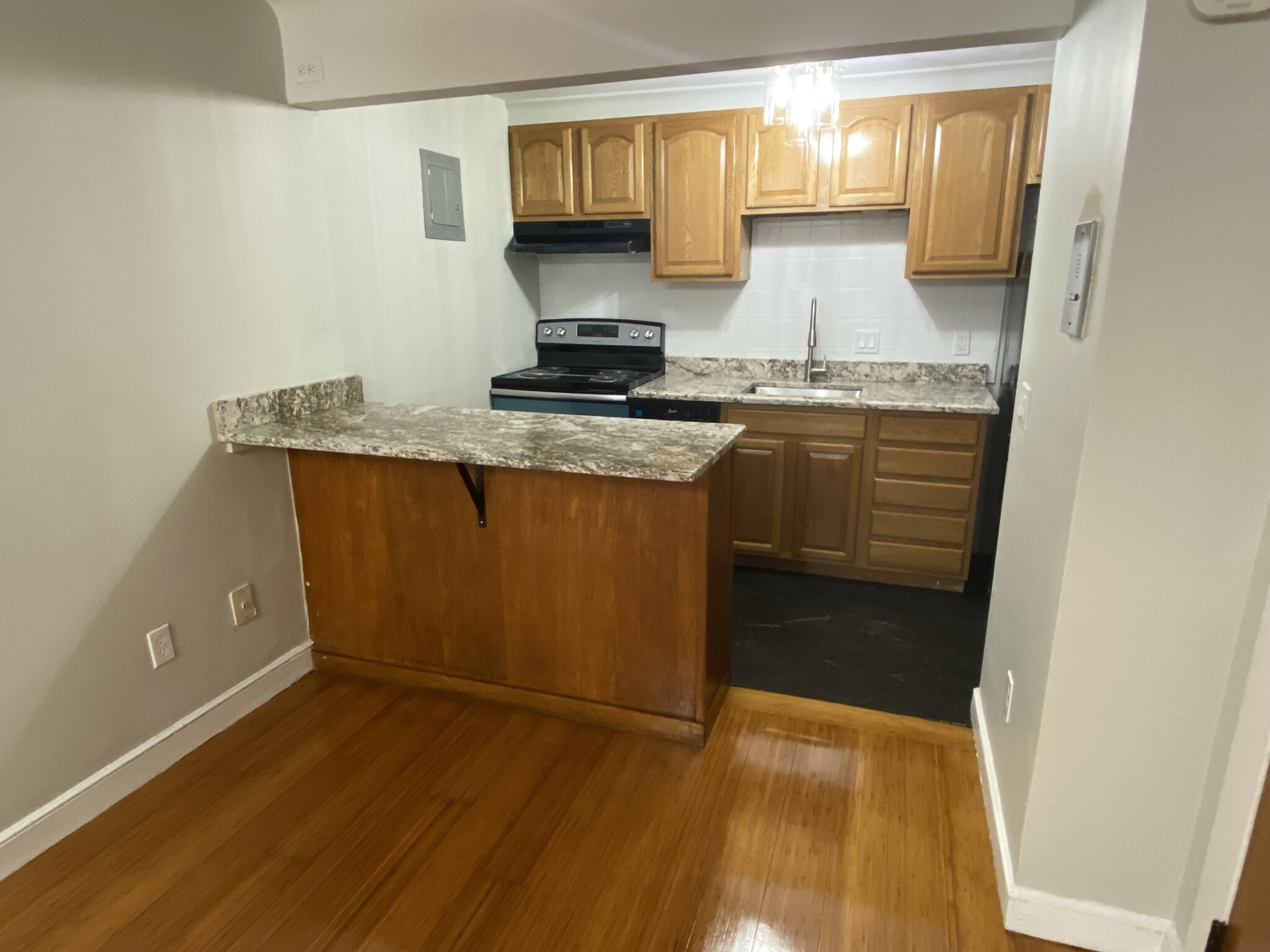 10 Commonwealth Ct, Brighton