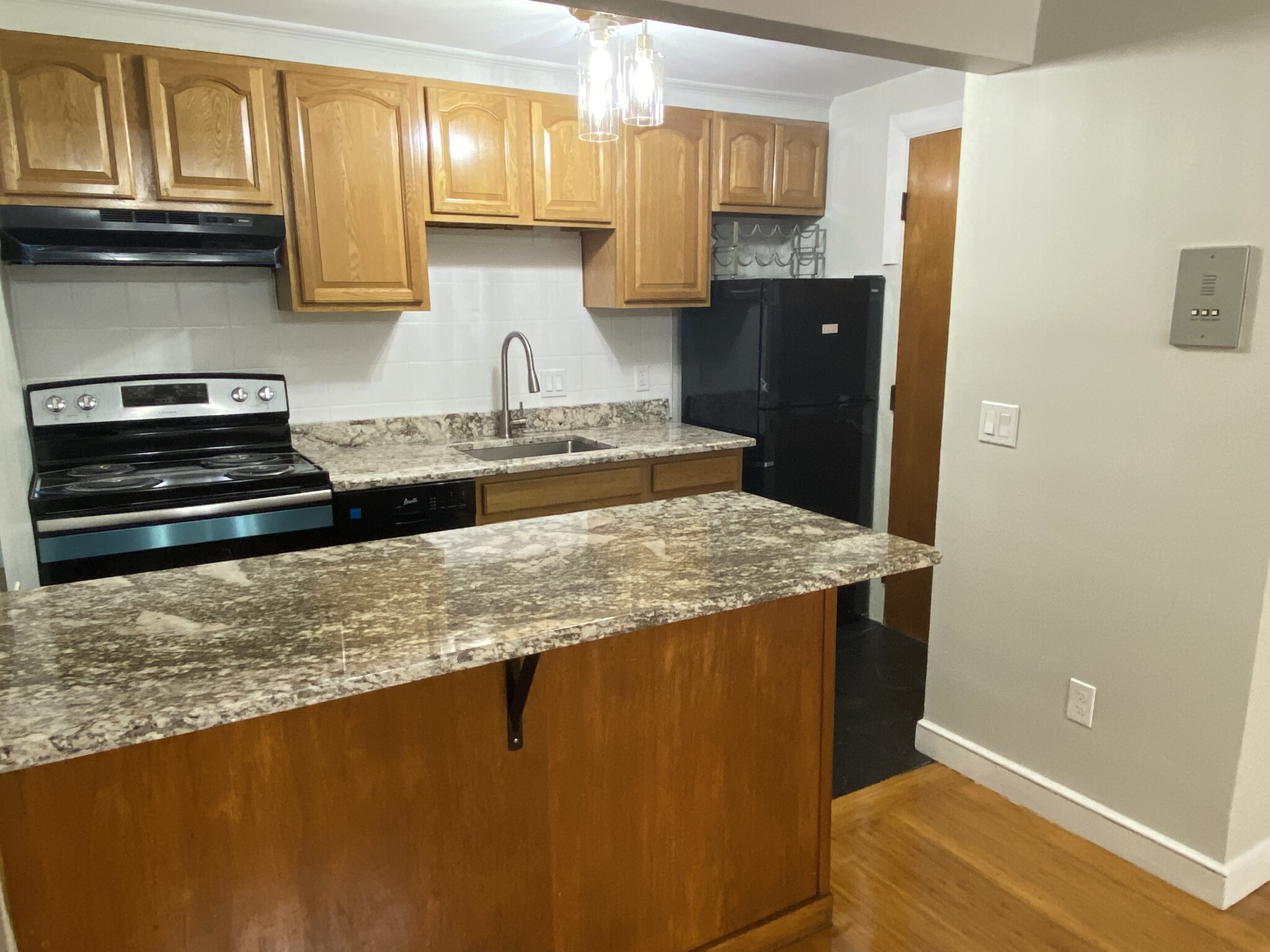 10 Commonwealth Ct, Brighton