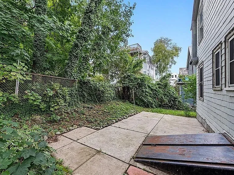 14 Eldora St, Mission Hill