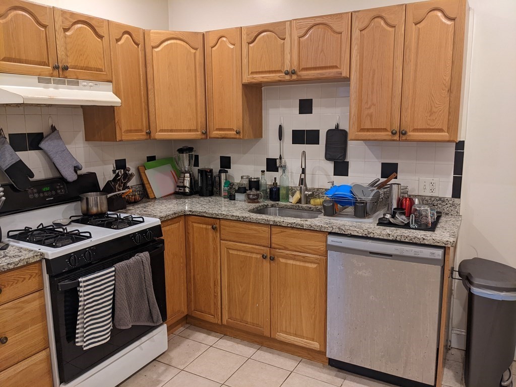 45 Orkney Rd, Brighton