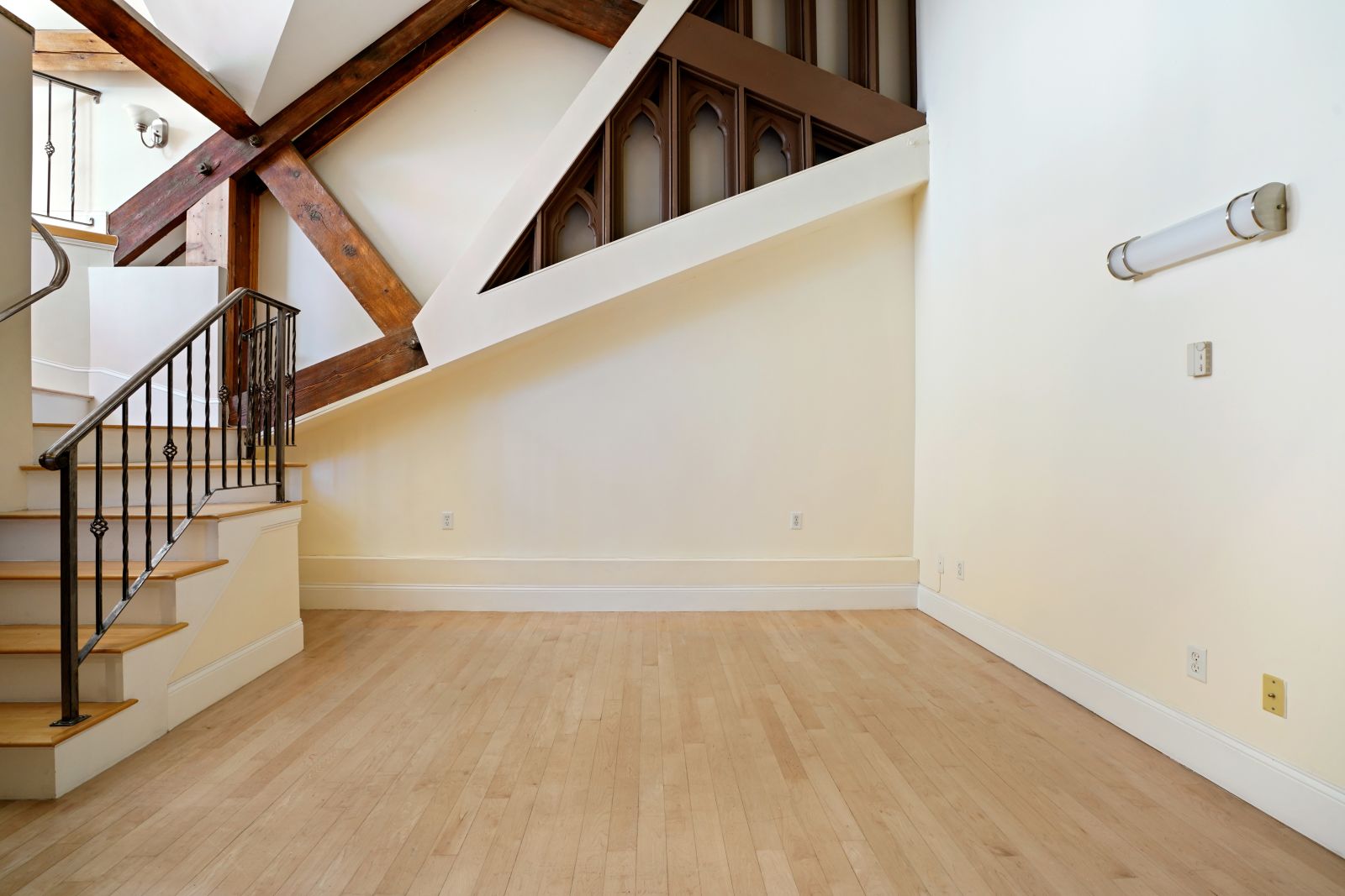 45 W Broadway, South Boston