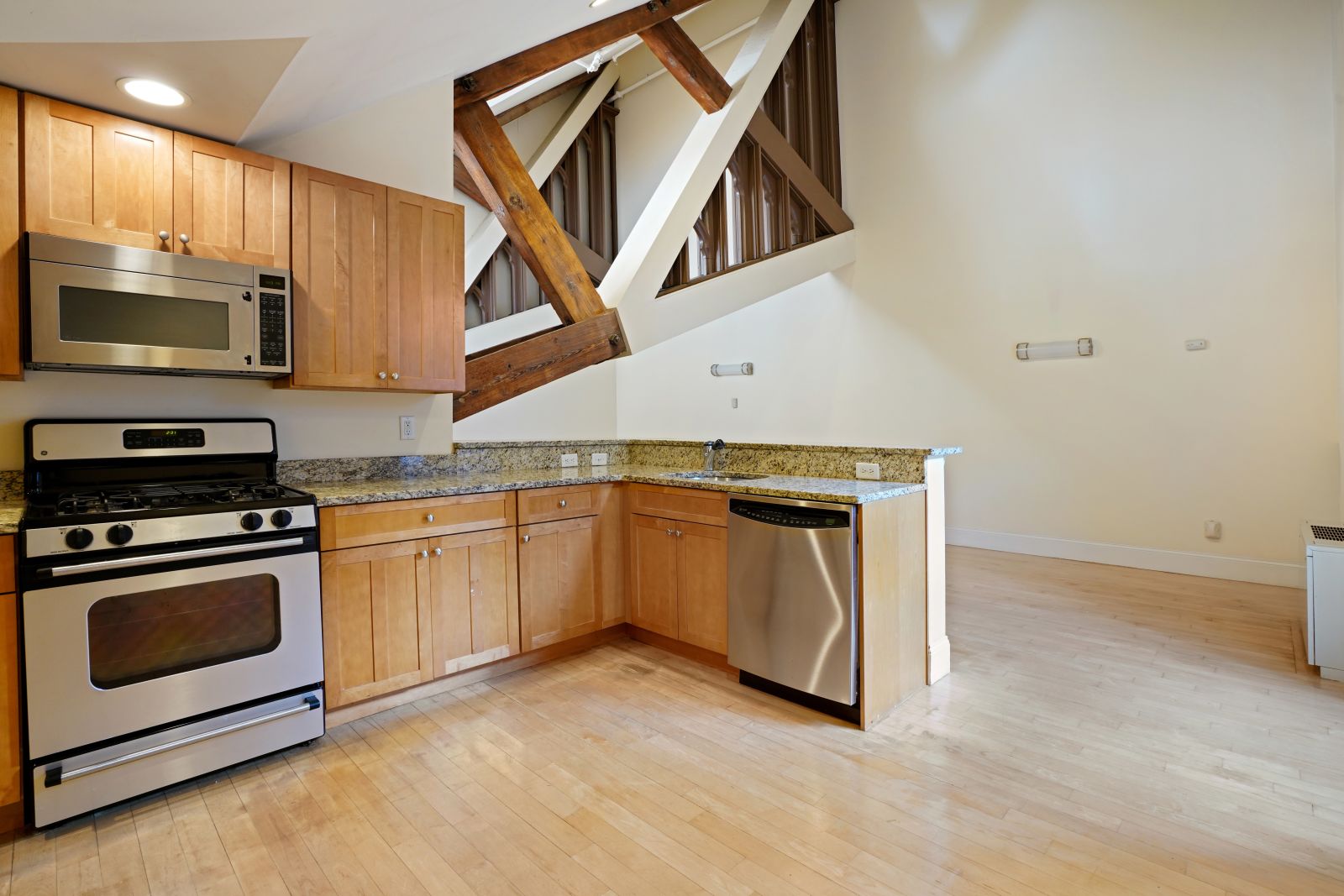 45 W Broadway, South Boston