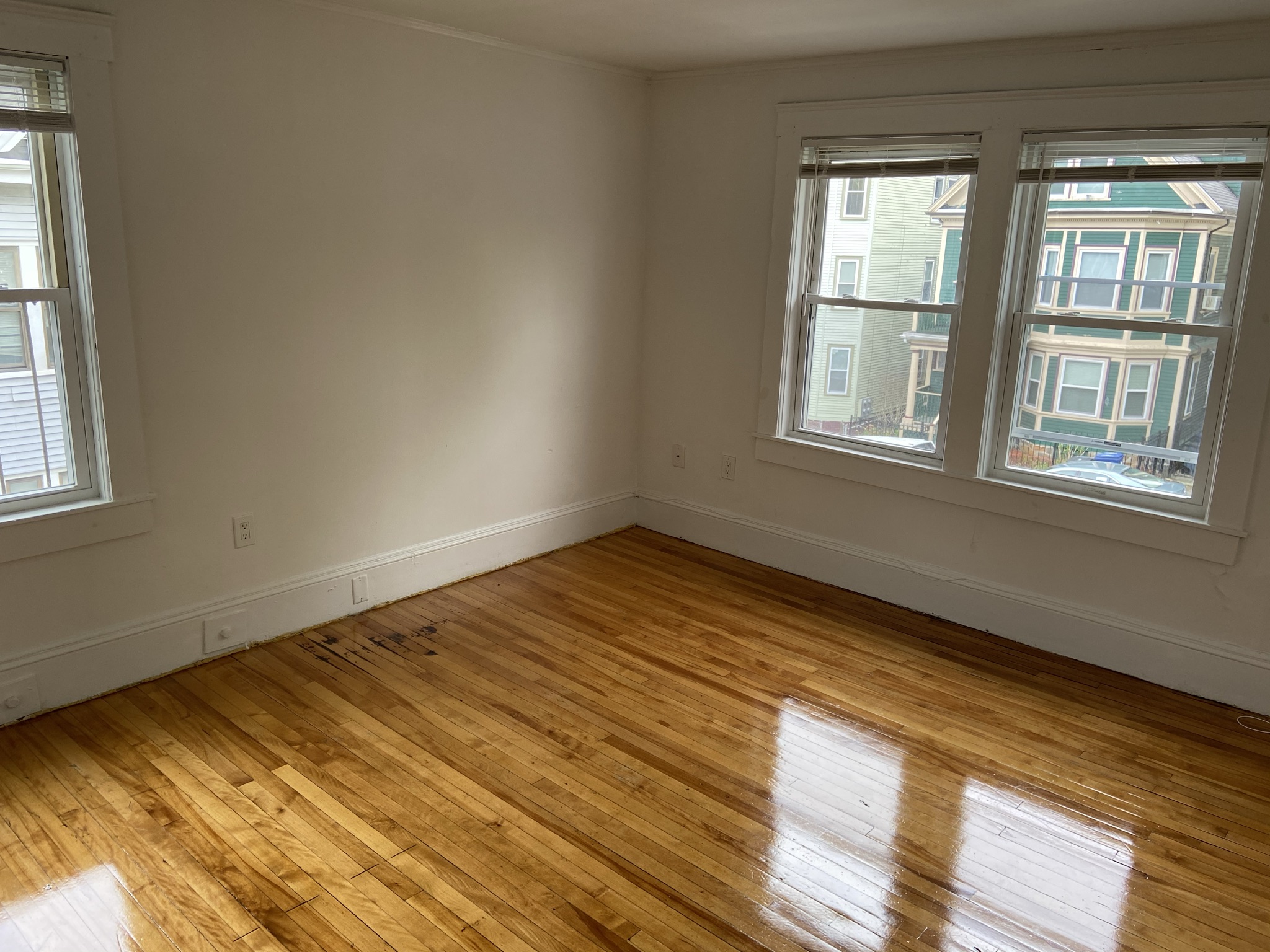 24 Dunreath St, Roxbury