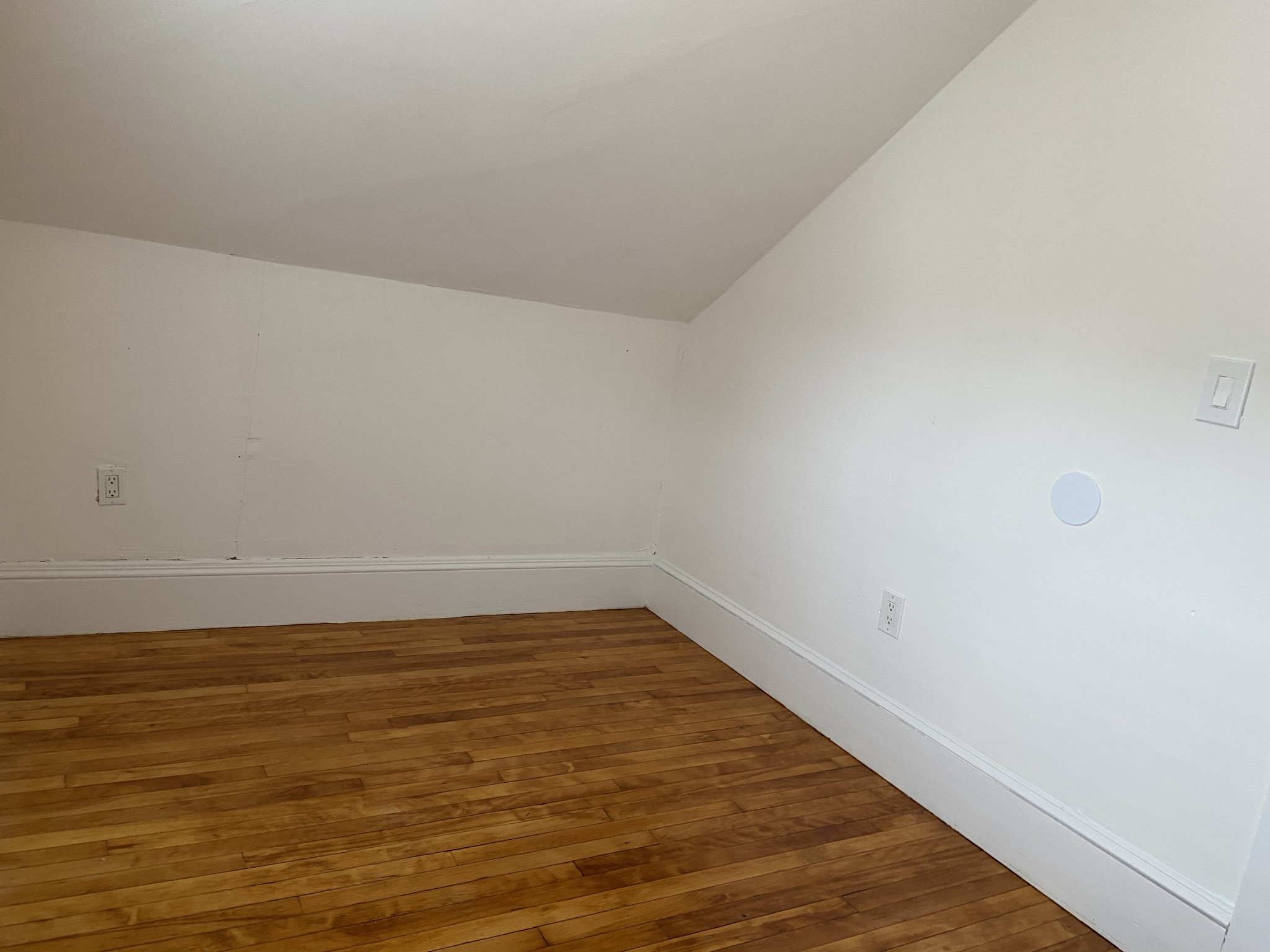 24 Dunreath St, Roxbury