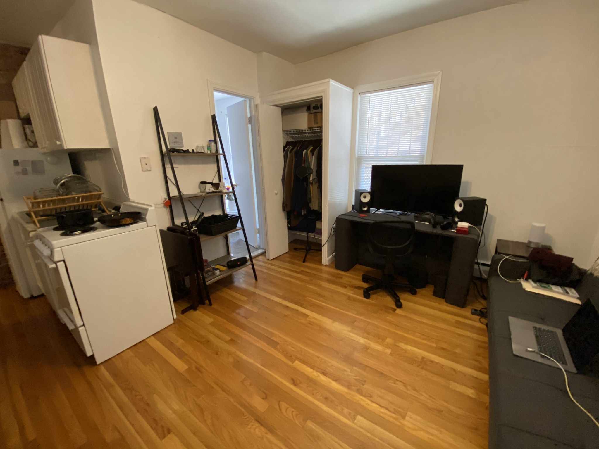 28 Huntington Ave, Jamaica Plain