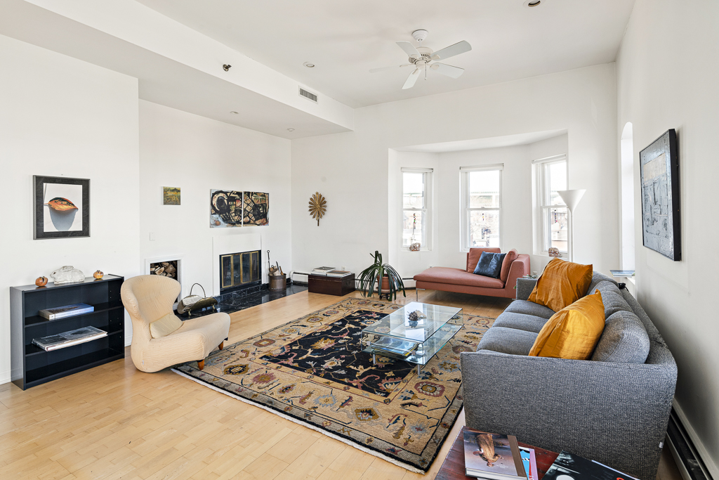 37 Winnisimmet St, Chelsea