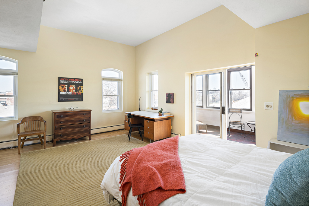 37 Winnisimmet St, Chelsea