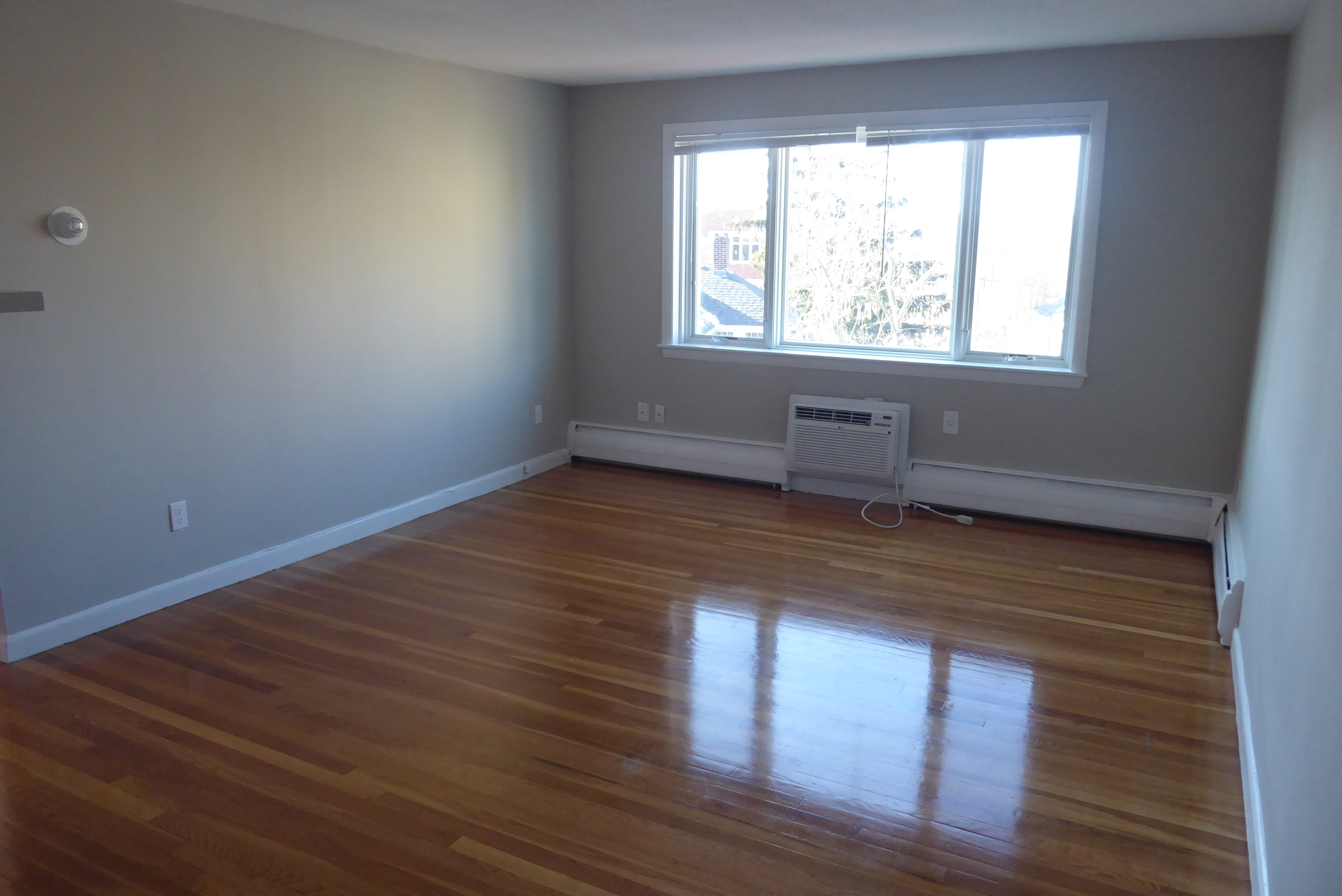 50 Evergreen St, Jamaica Plain