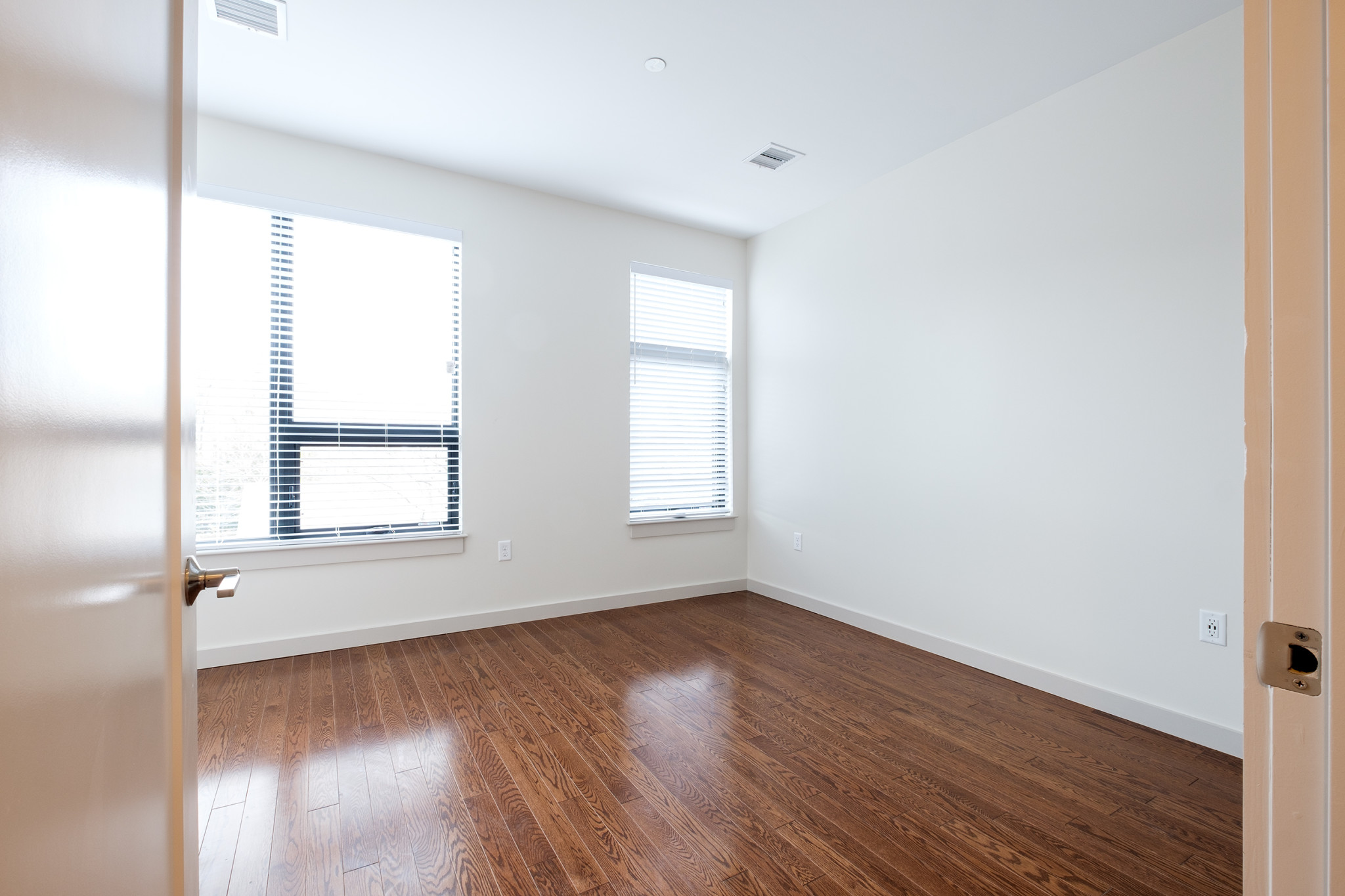 455 Harvard St, Coolidge Corner