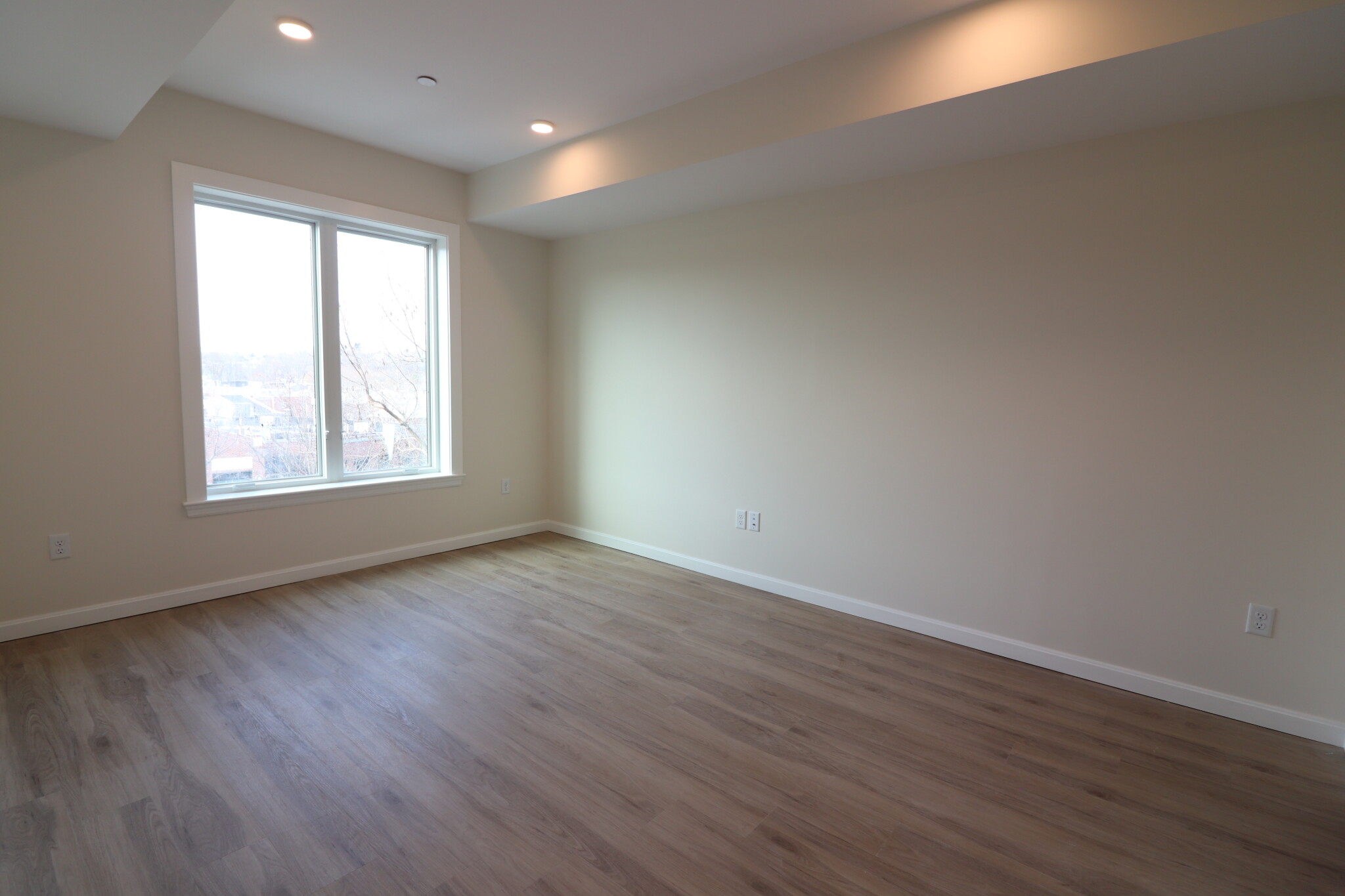 460 Washington St, Brighton