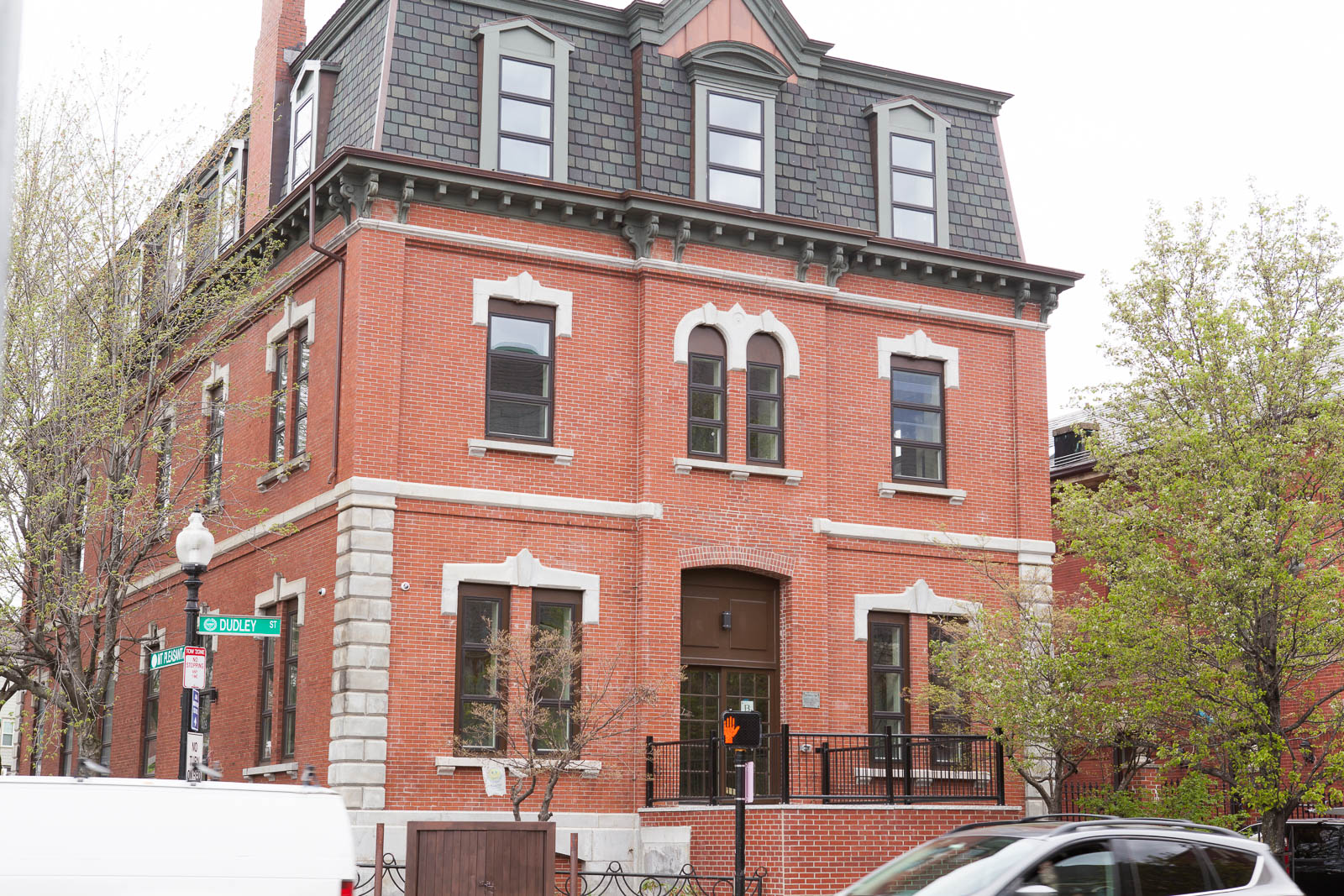 409 Dudley St, Roxbury