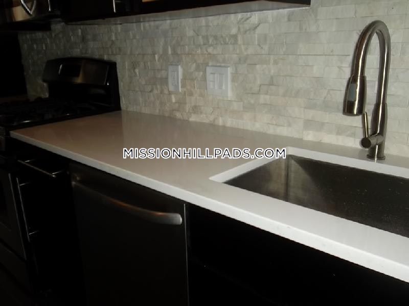 25 Worthington St, Mission Hill