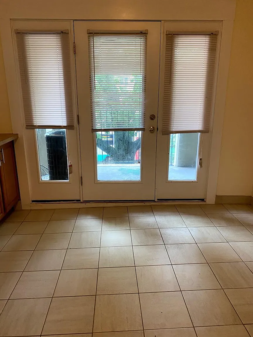 1133 Commonwealth Ave, Allston