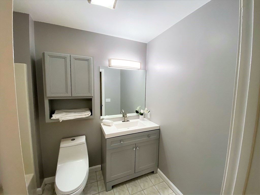 30 Columbia Ave, Newton