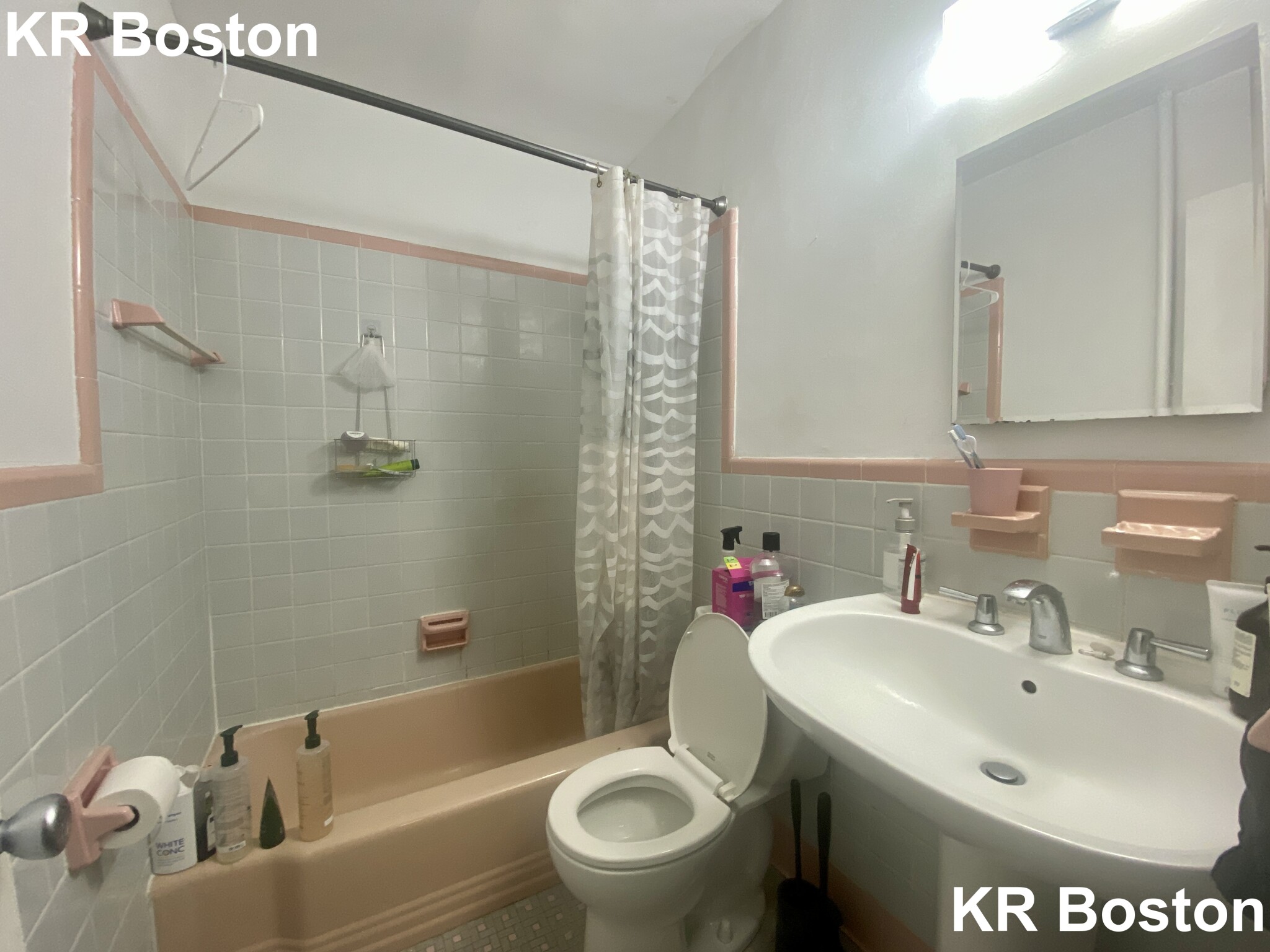 465 Park Dr, Fenway