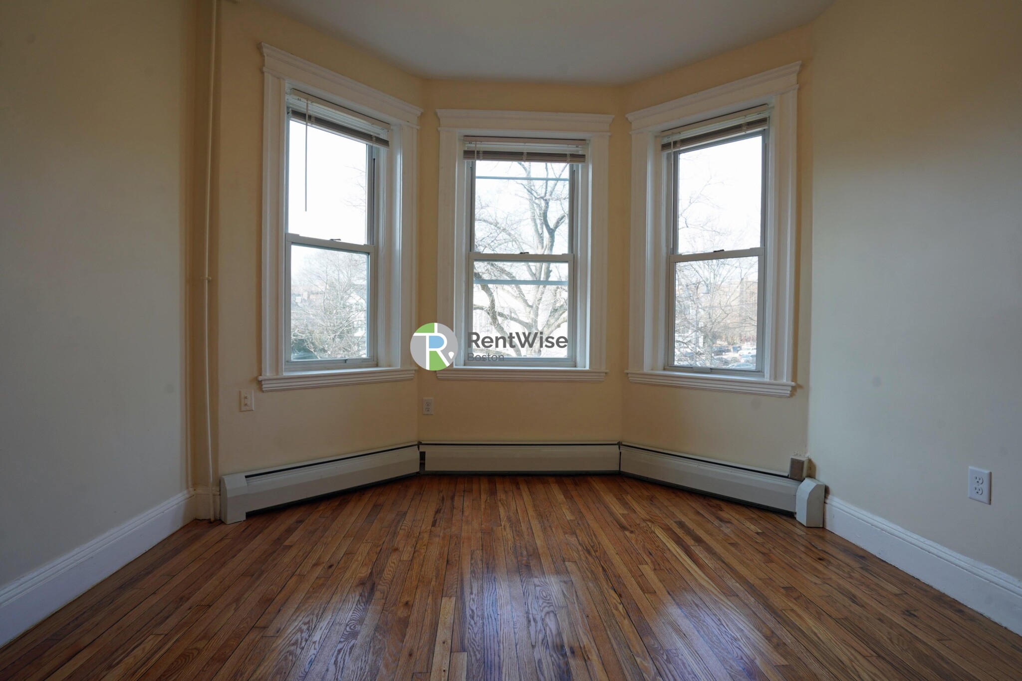 1846 Commonwealth Ave, Brighton