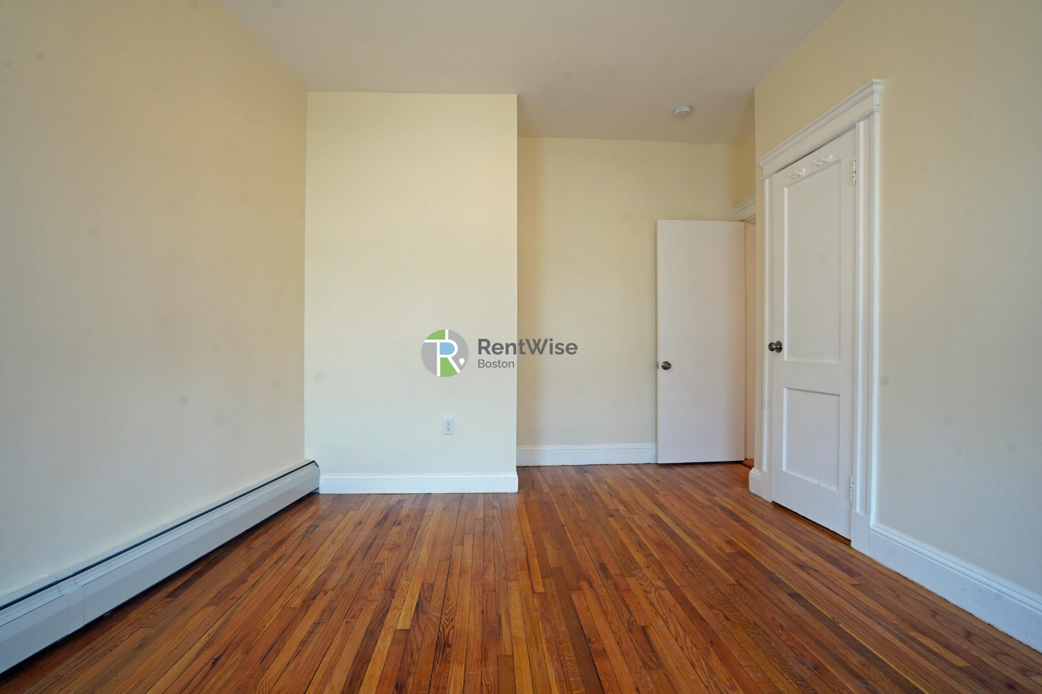 1846 Commonwealth Ave, Brighton