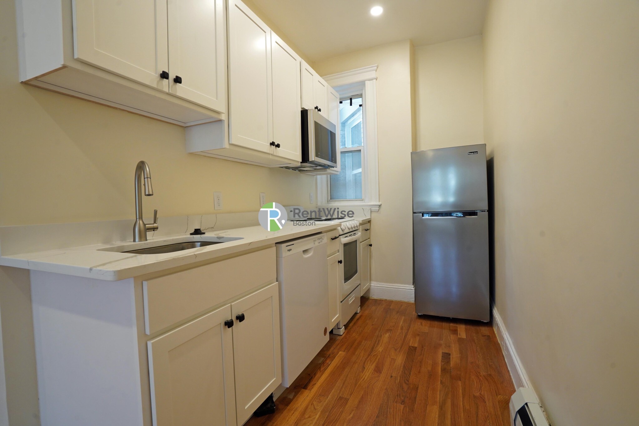 1846 Commonwealth Ave, Brighton