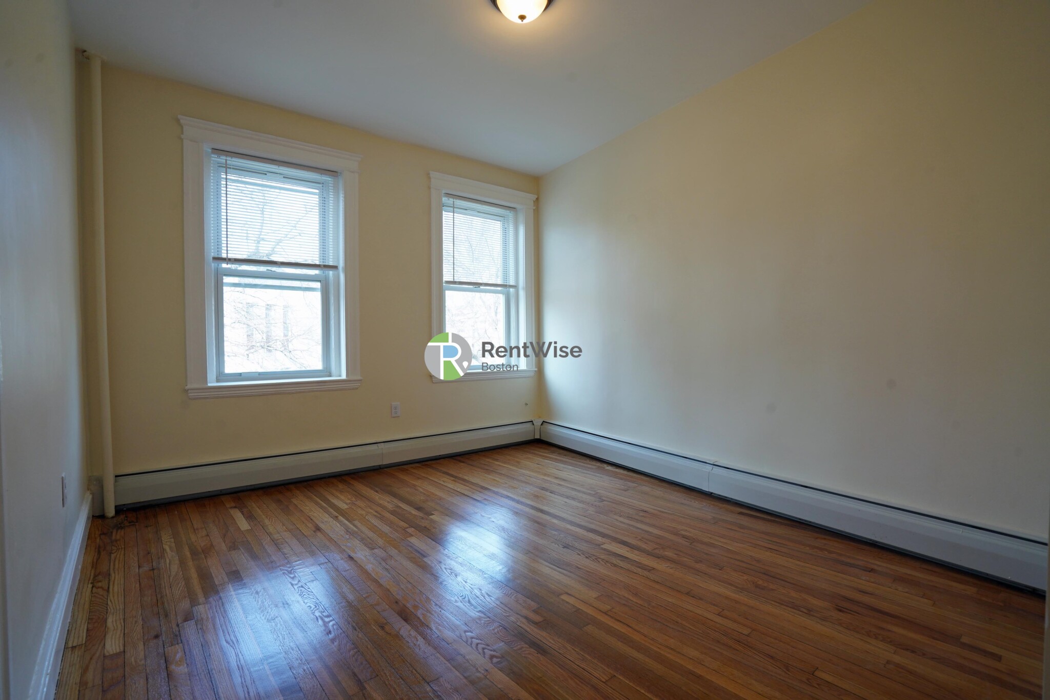 1846 Commonwealth Ave, Brighton