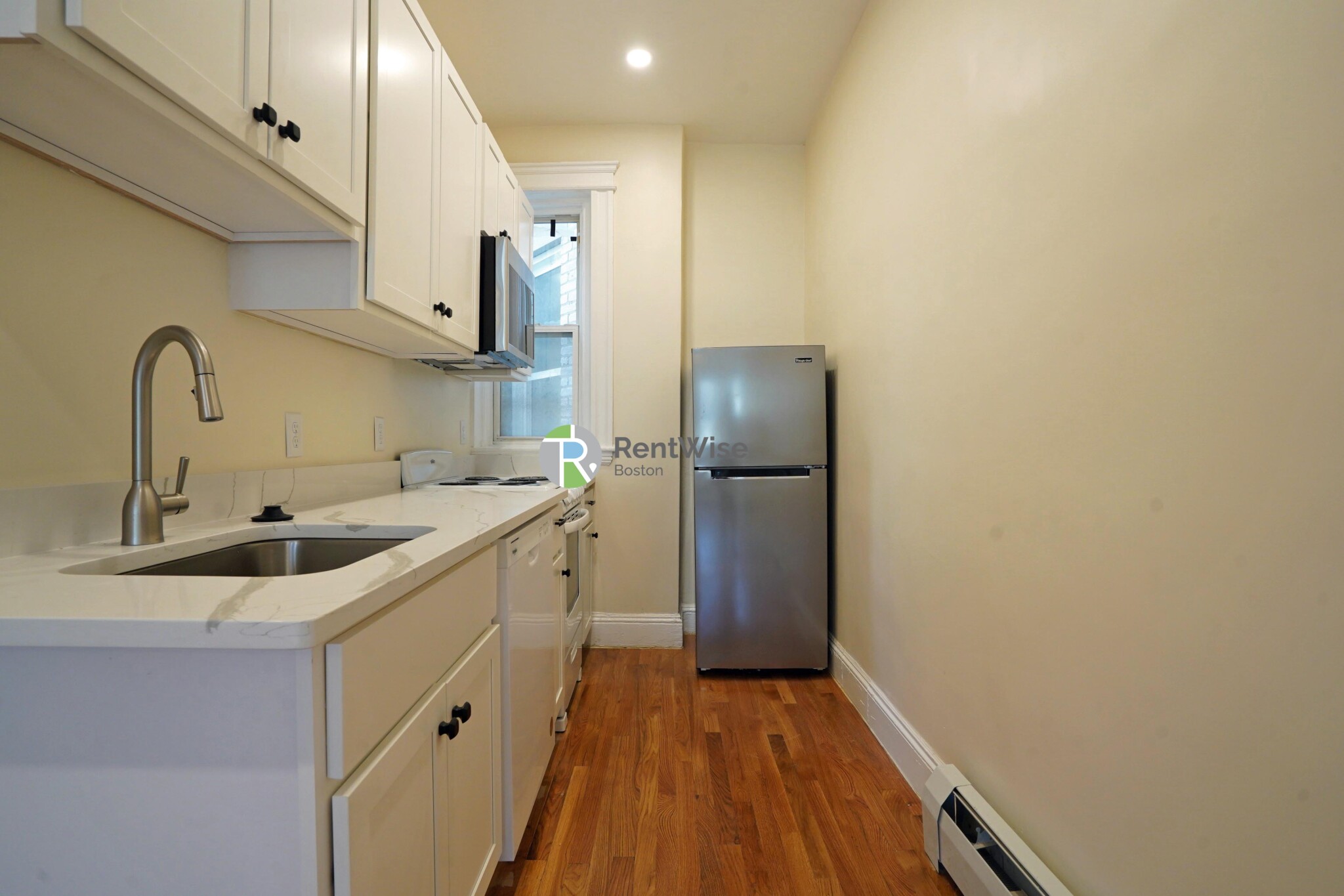 1846 Commonwealth Ave, Brighton