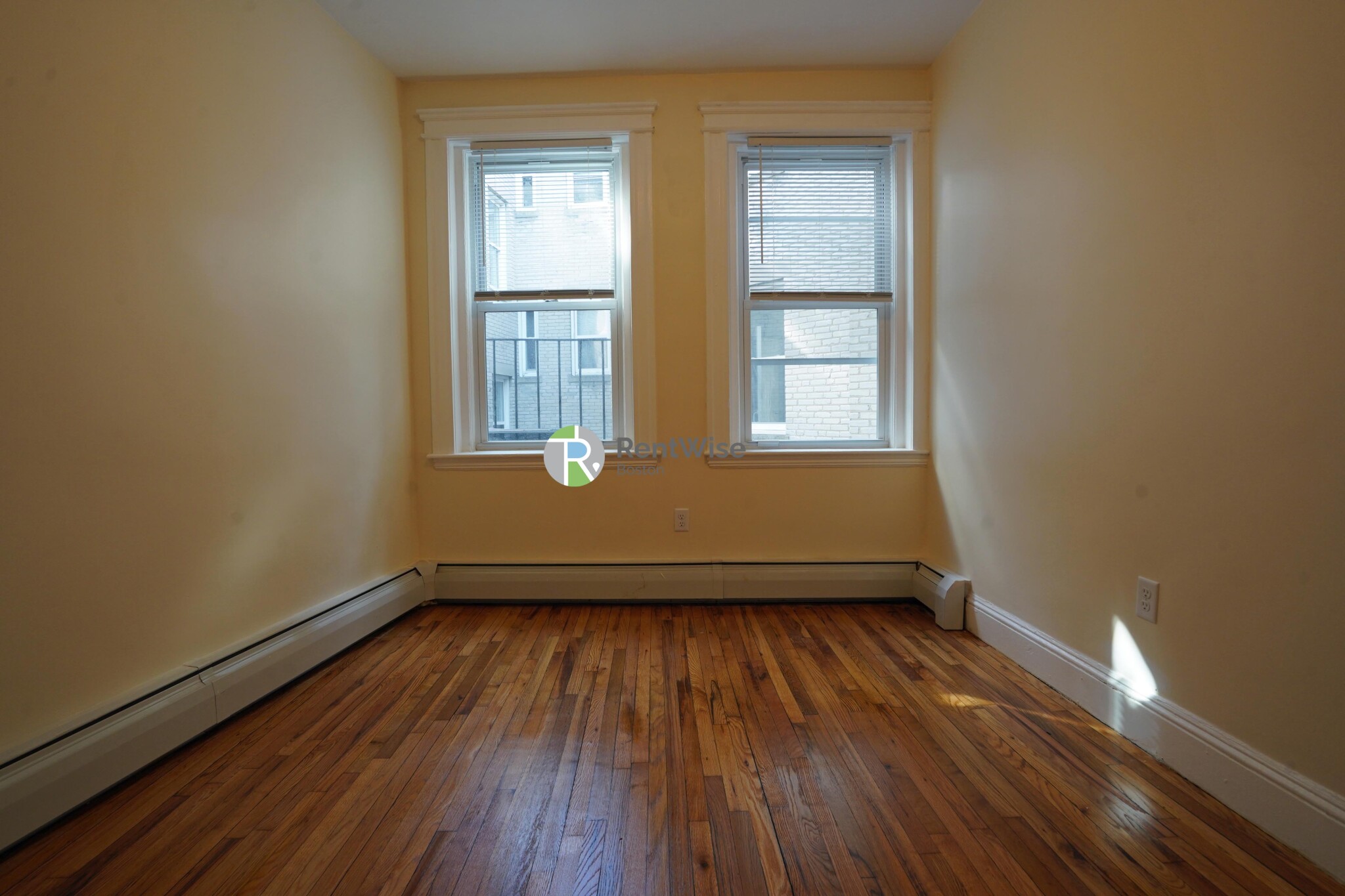 1846 Commonwealth Ave, Brighton