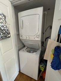 469 Massachusetts Ave, South End