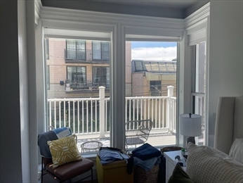 469 Massachusetts Ave, South End