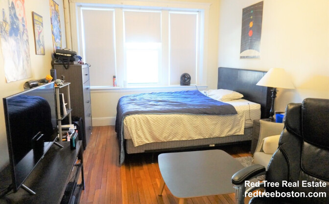 1800 Commonwealth Ave, Brighton