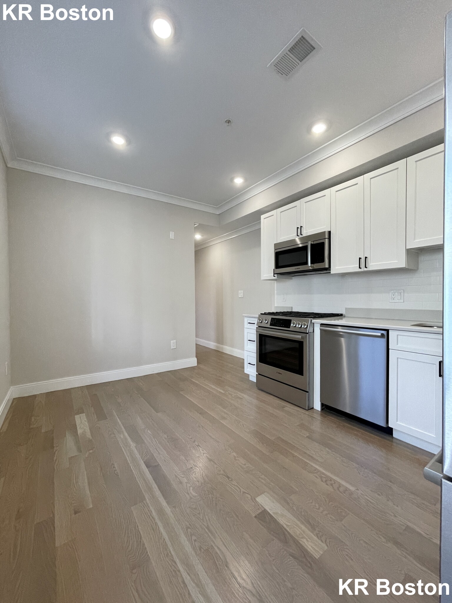 47 Englewood Ave, Brighton