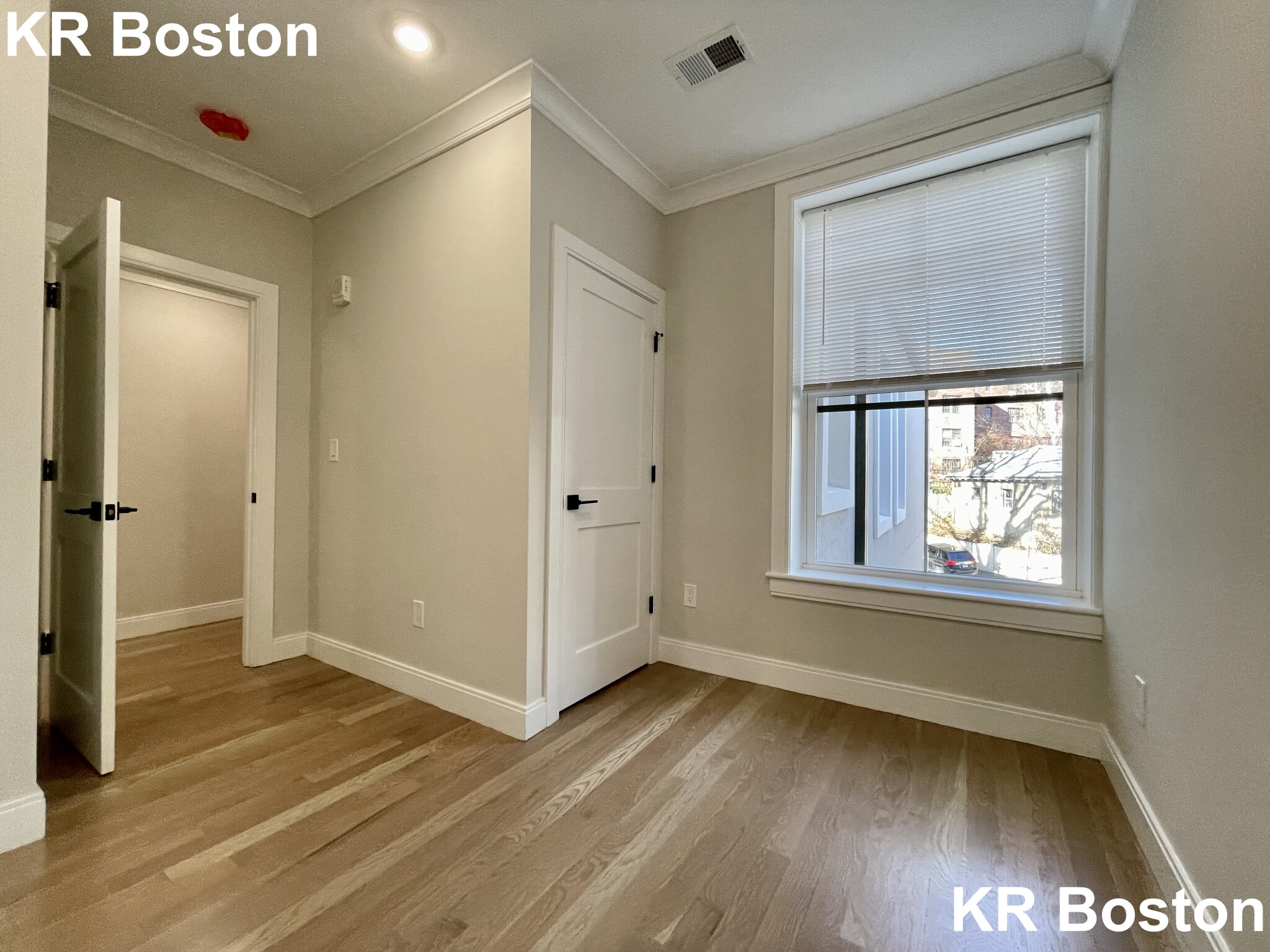 47 Englewood Ave, Brighton