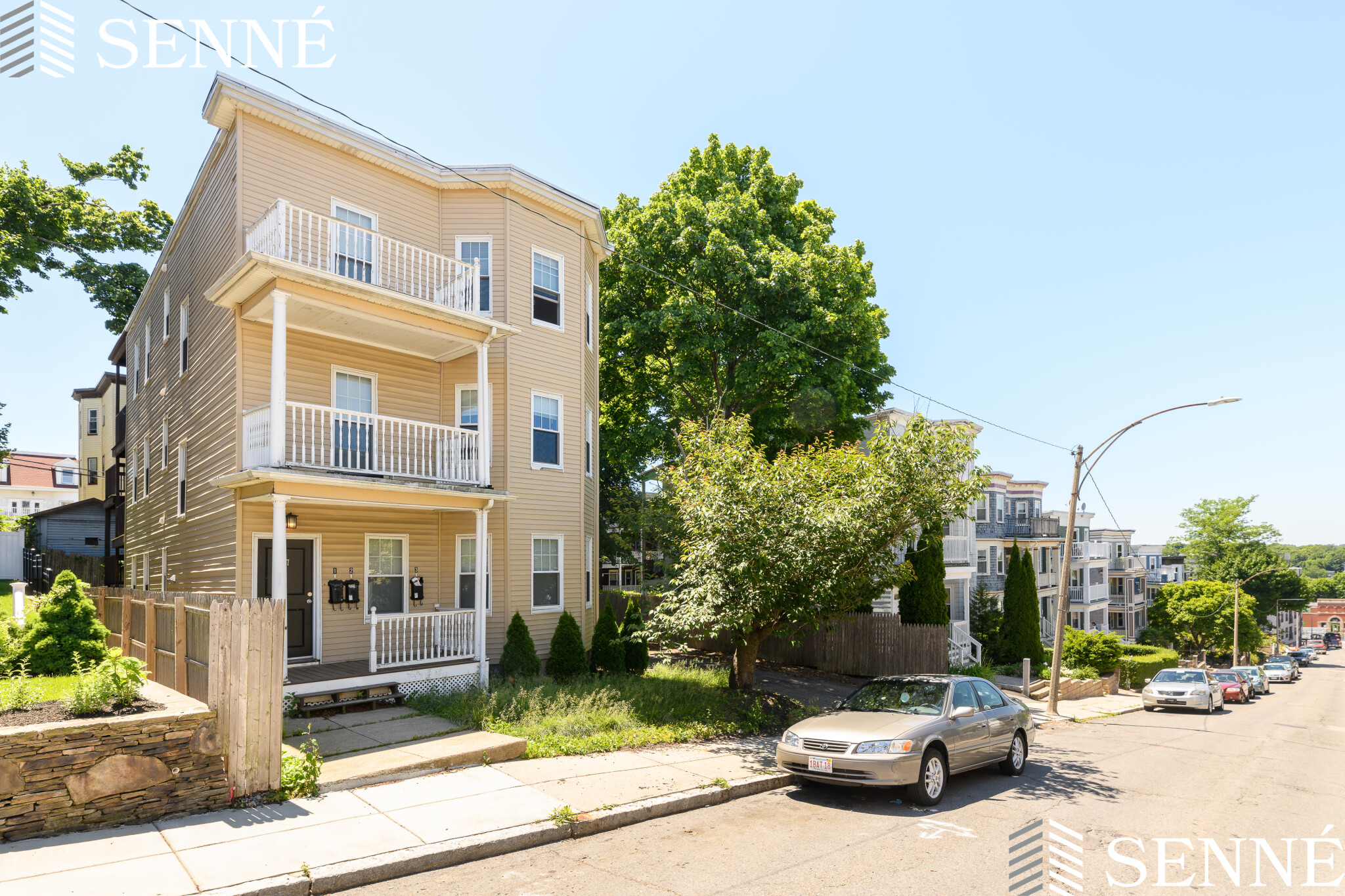 47 Iffley Rd, Jamaica Plain