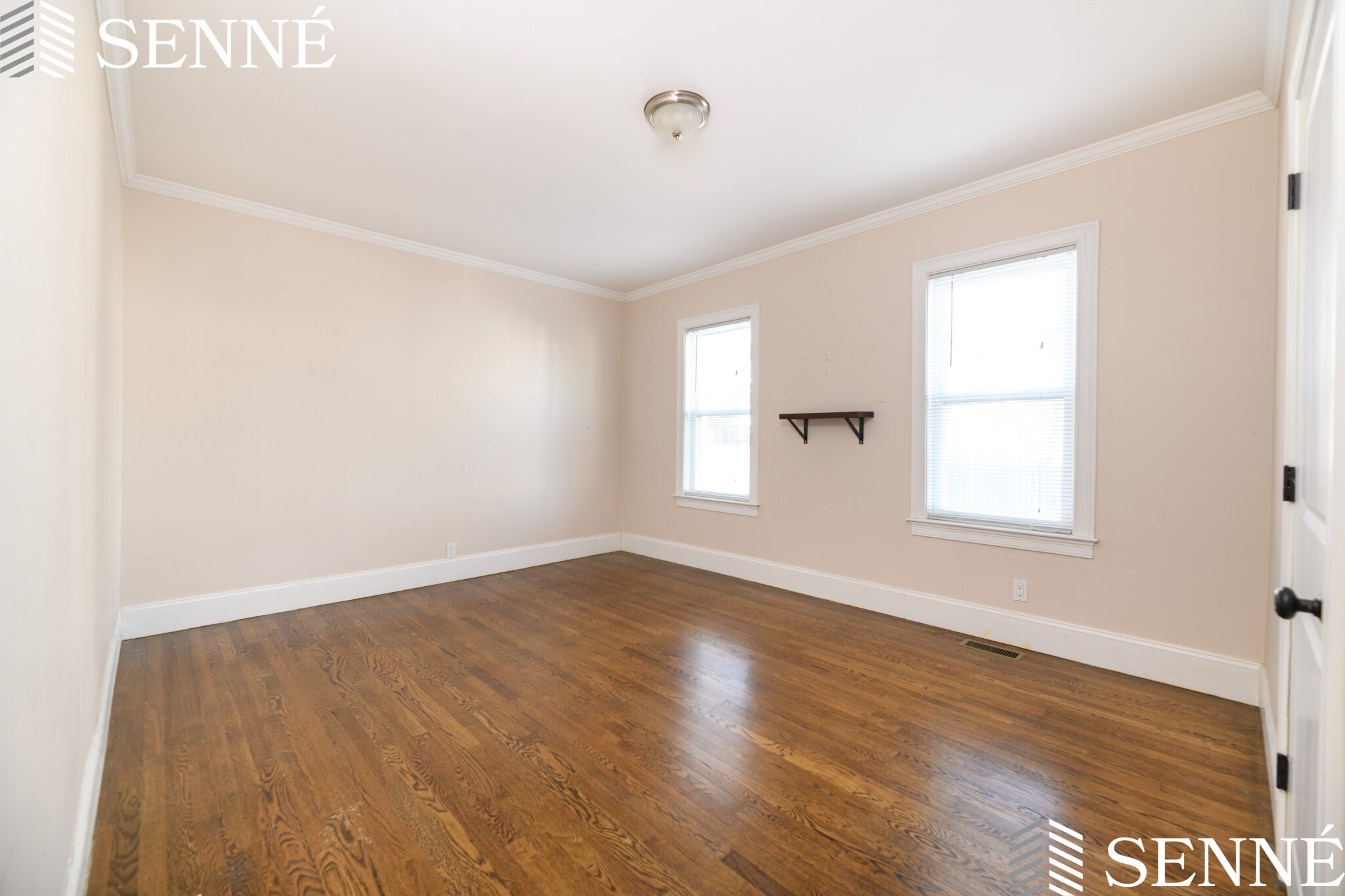 47 Iffley Rd, Jamaica Plain