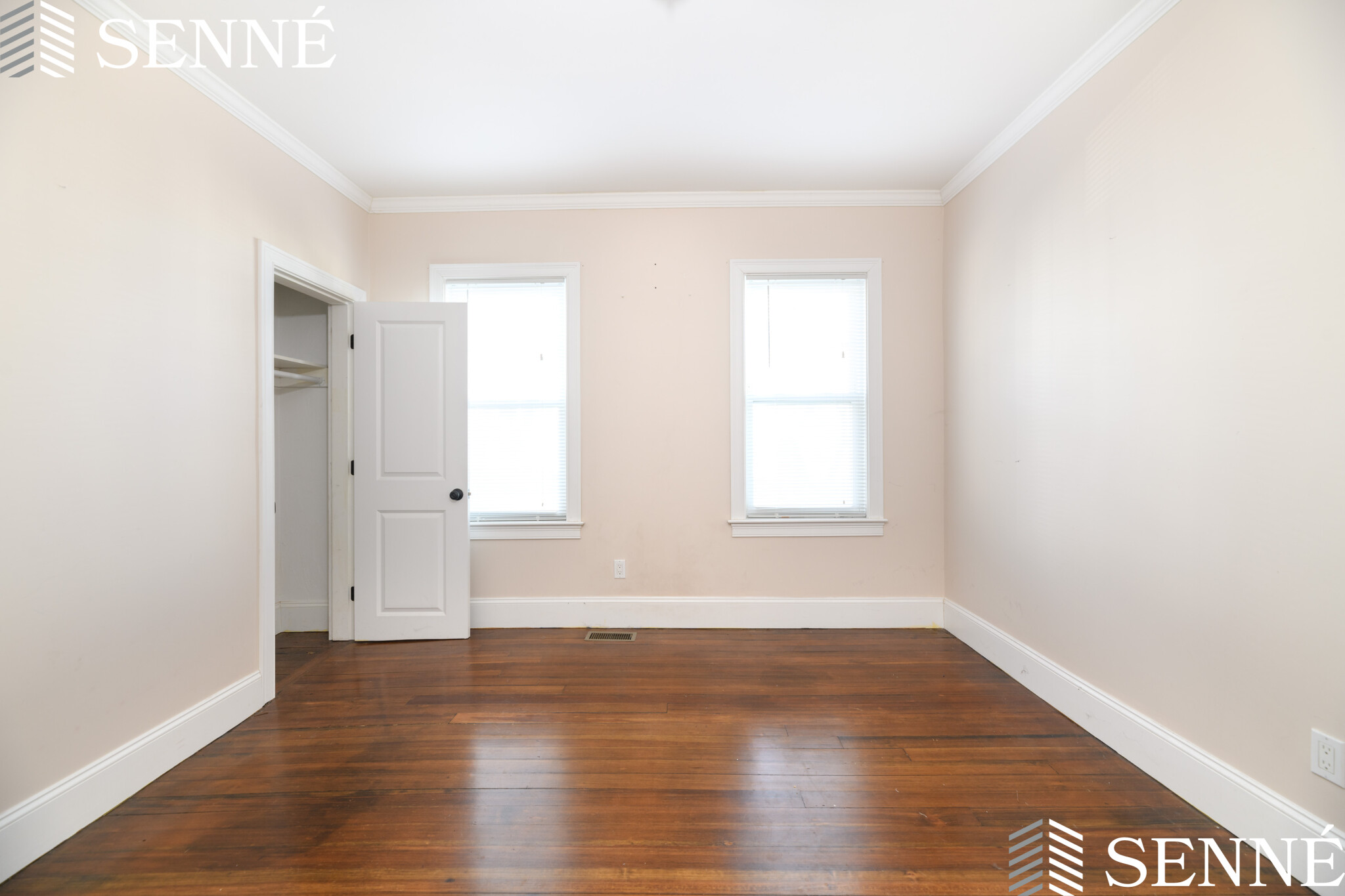 47 Iffley Rd, Jamaica Plain