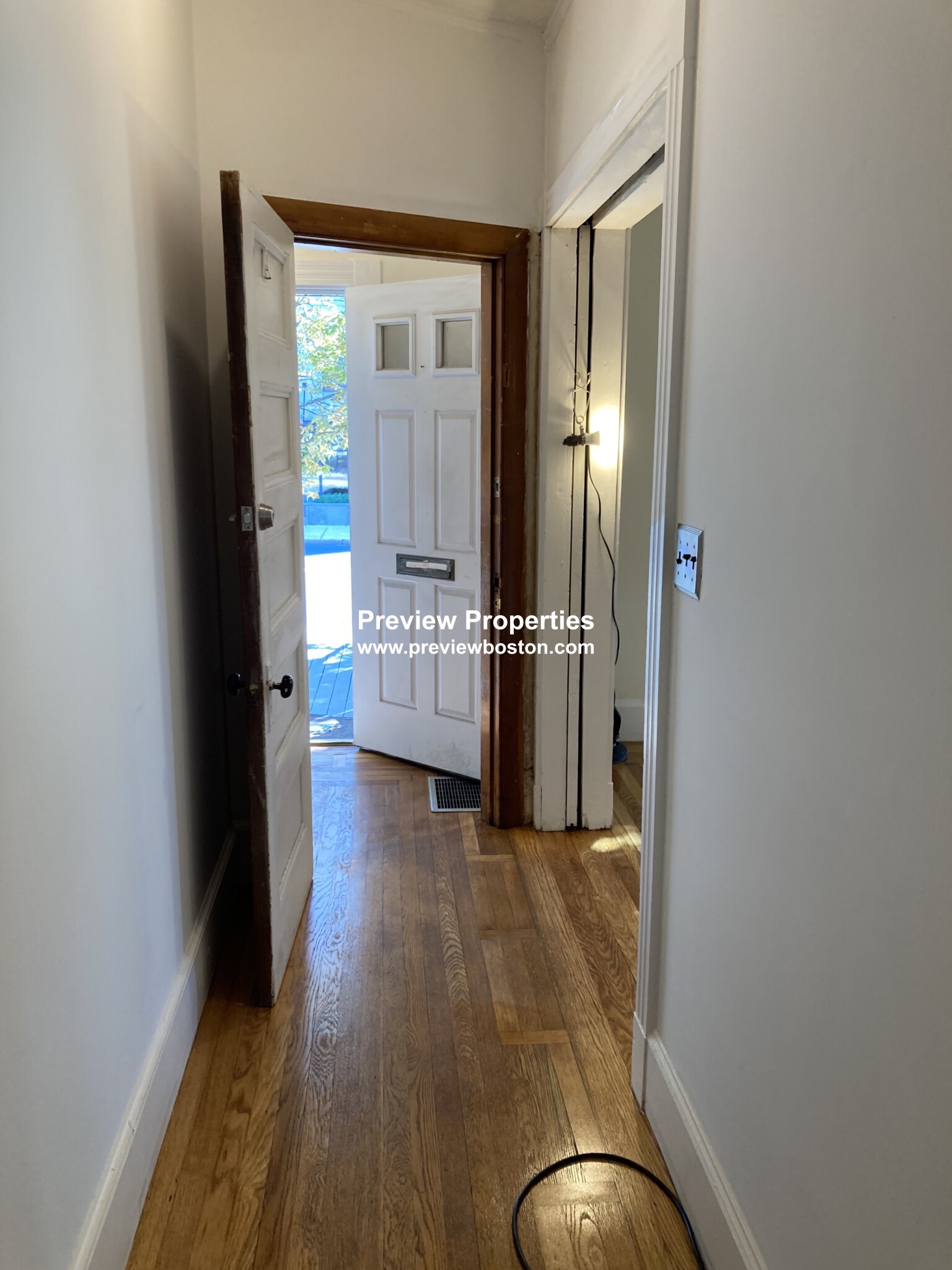 47 Beacon St, Allston