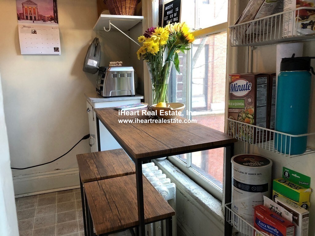 47 South Russell St, Beacon Hill