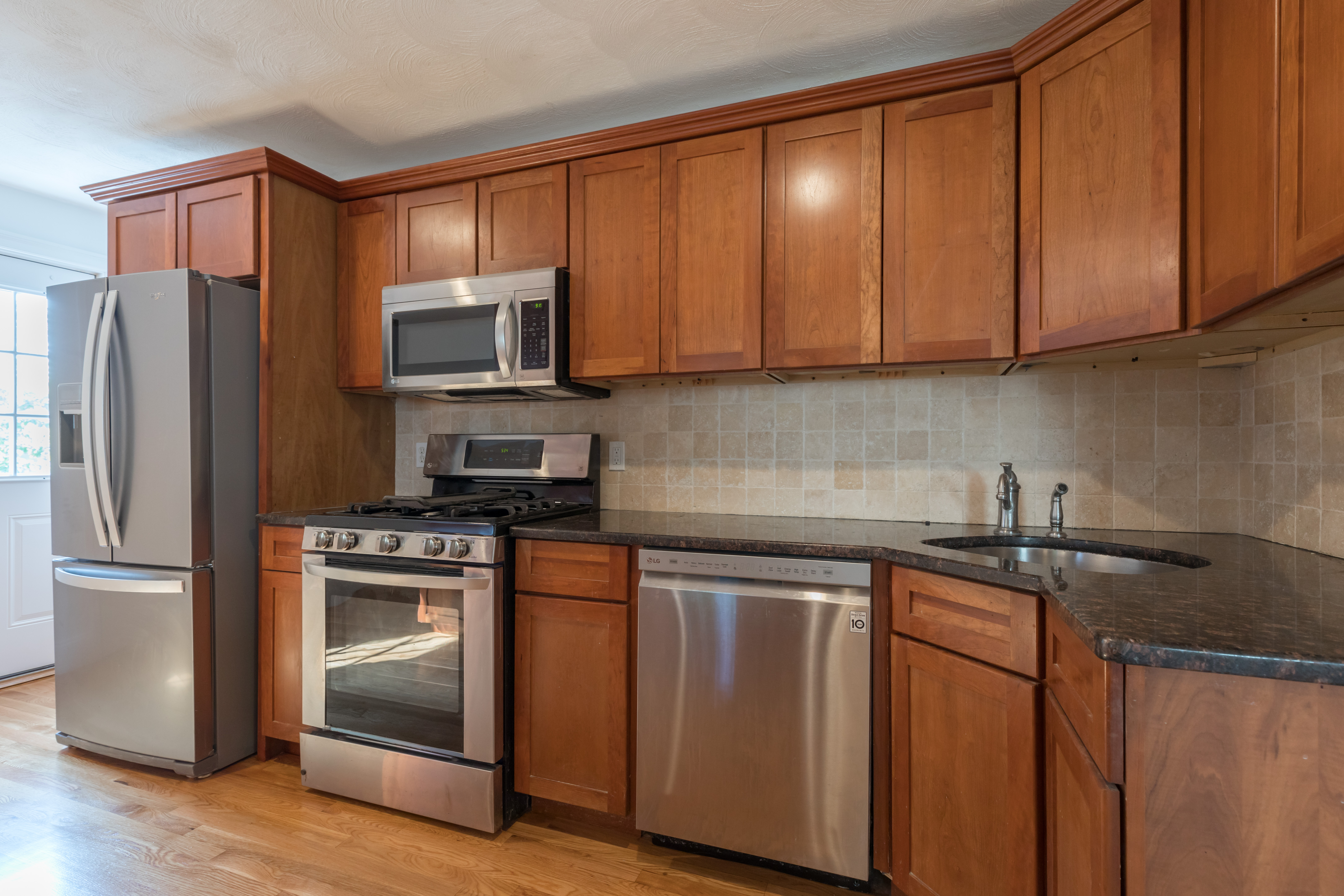 45 Tufts St, East Somerville