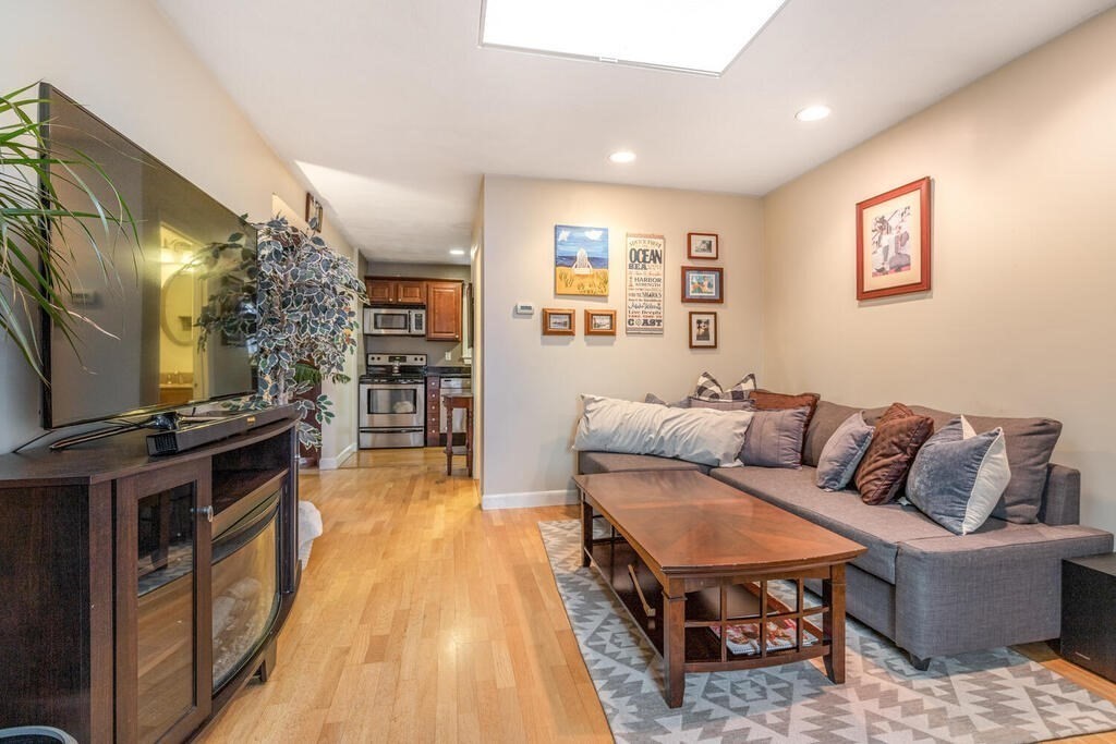 47 Telegraph St, Dorchester